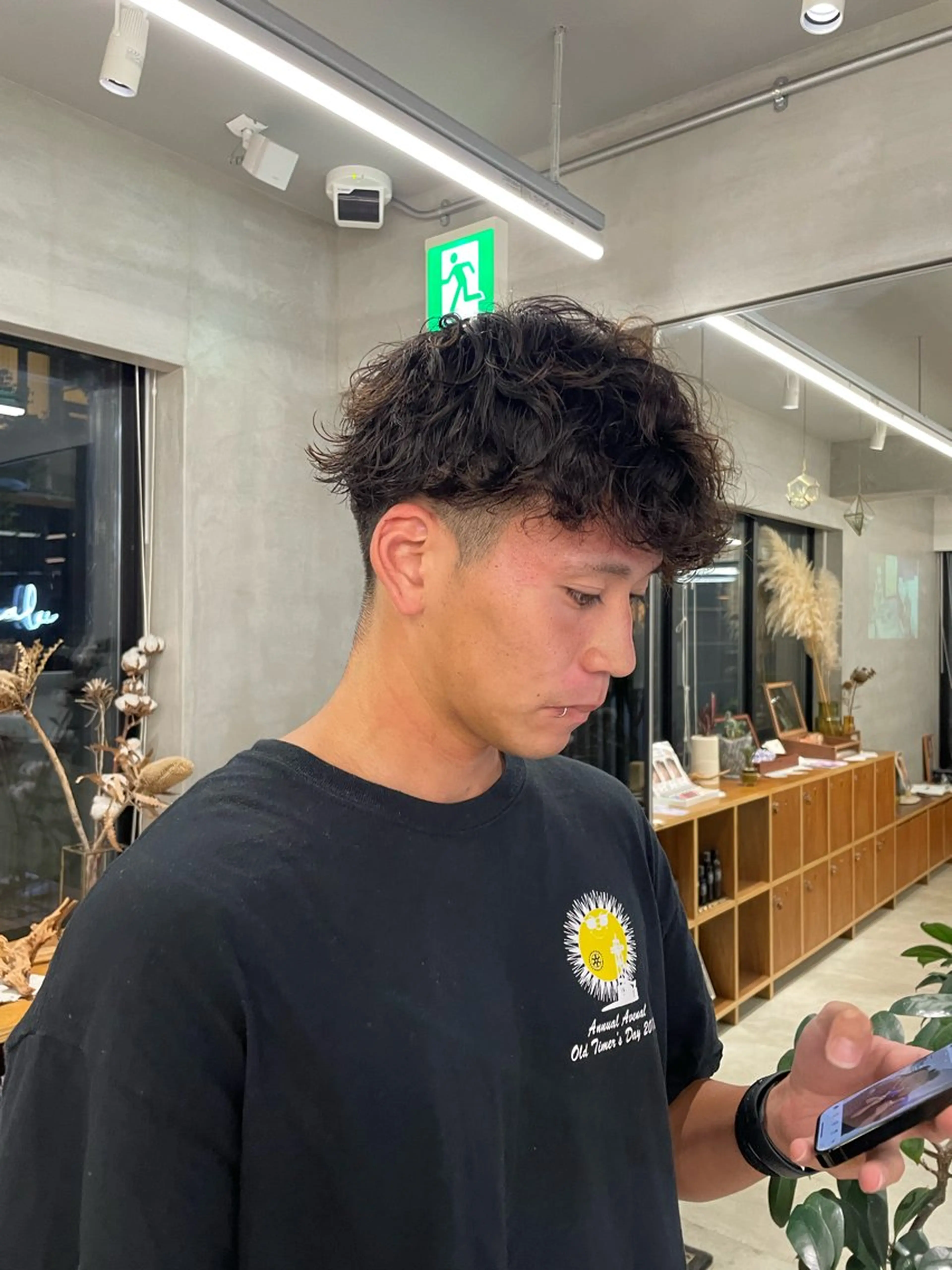 パーマ メンズ メンズパーマ 波巻きパーマ カット パーマ 鶴井 美空のヘアスタイル