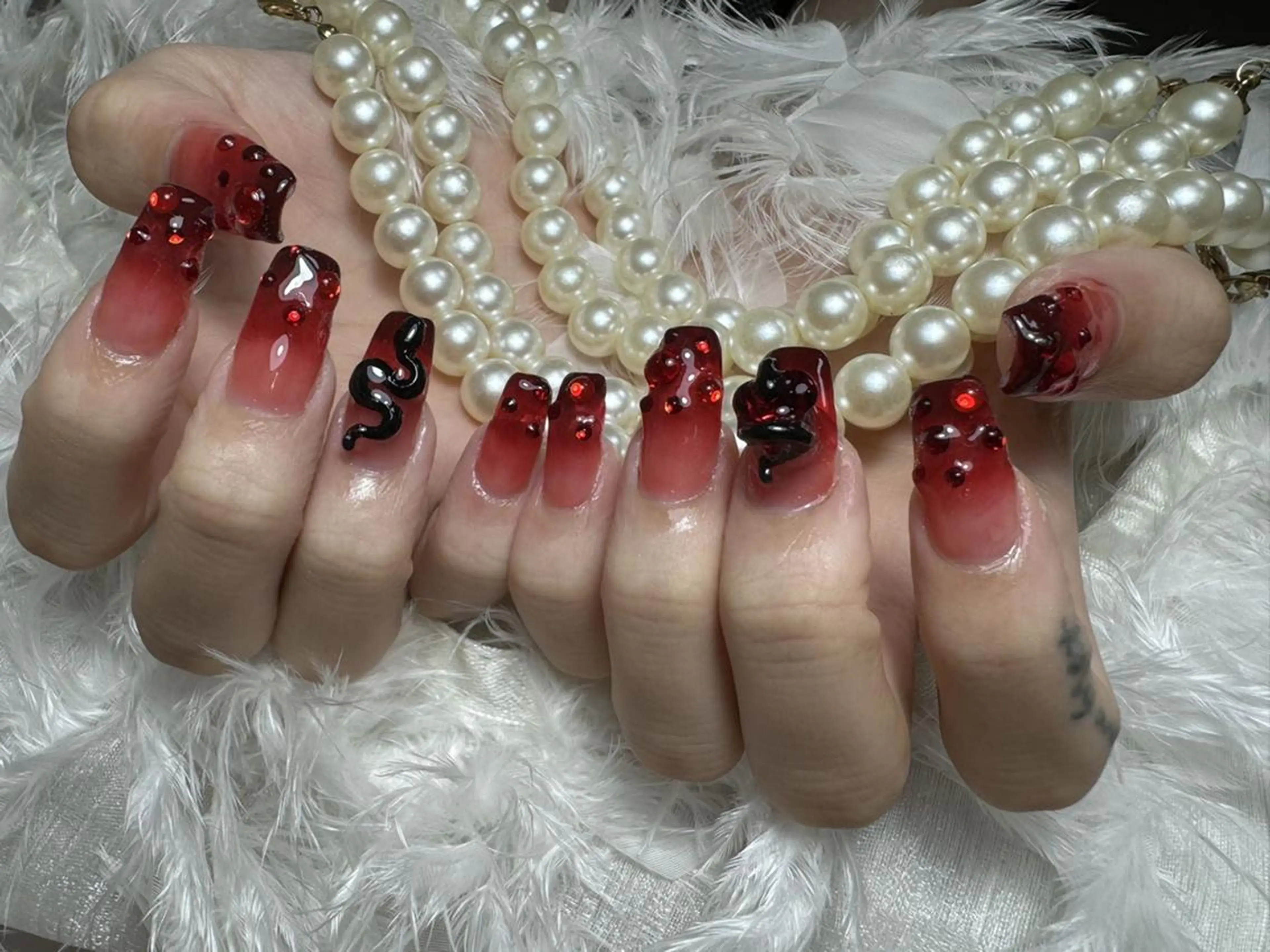 ネイル ハンドネイル DEMAIN- 🌹のネイルデザイン