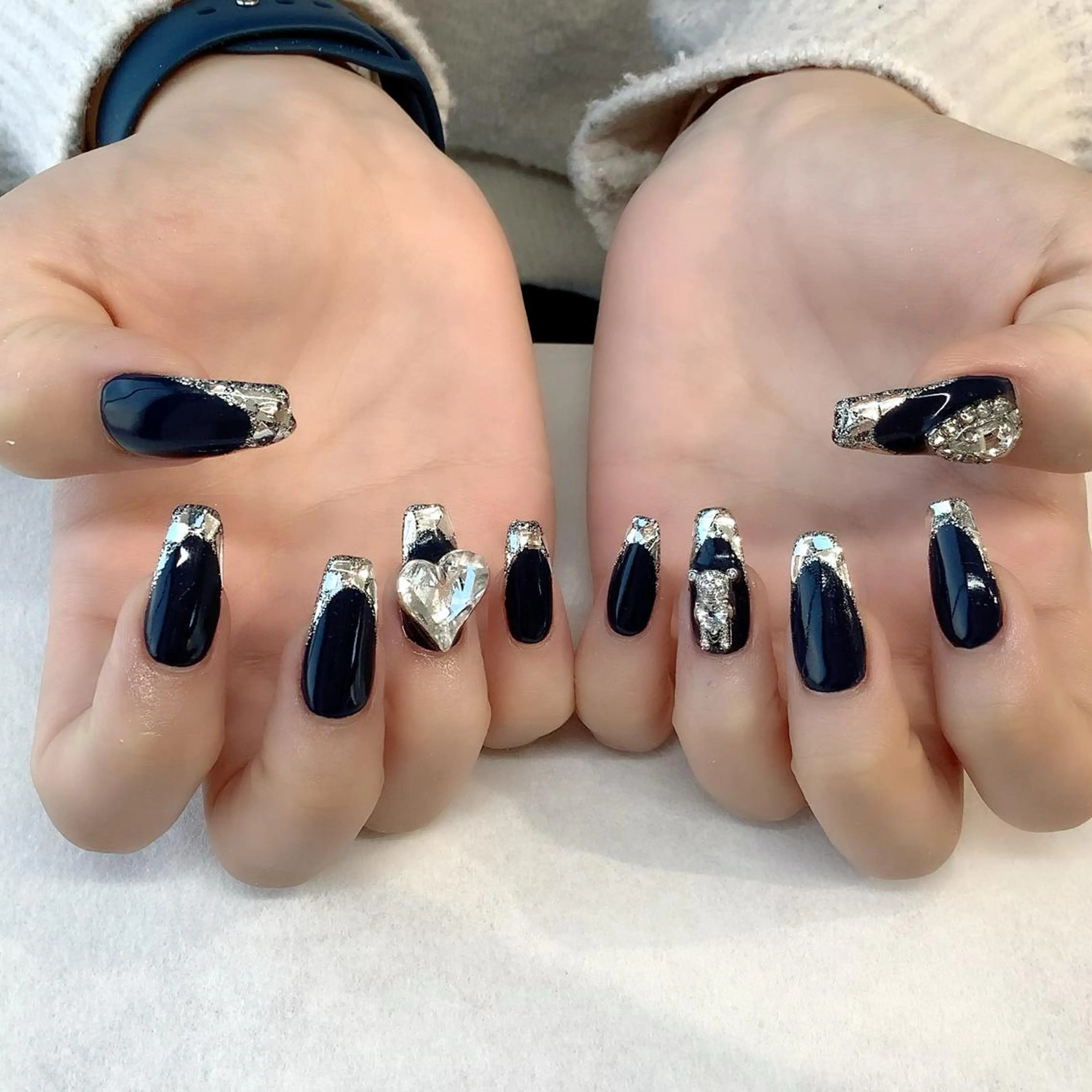 ネイル ハンドネイル 💎🐰 saki. m 🐰💎のネイルデザイン