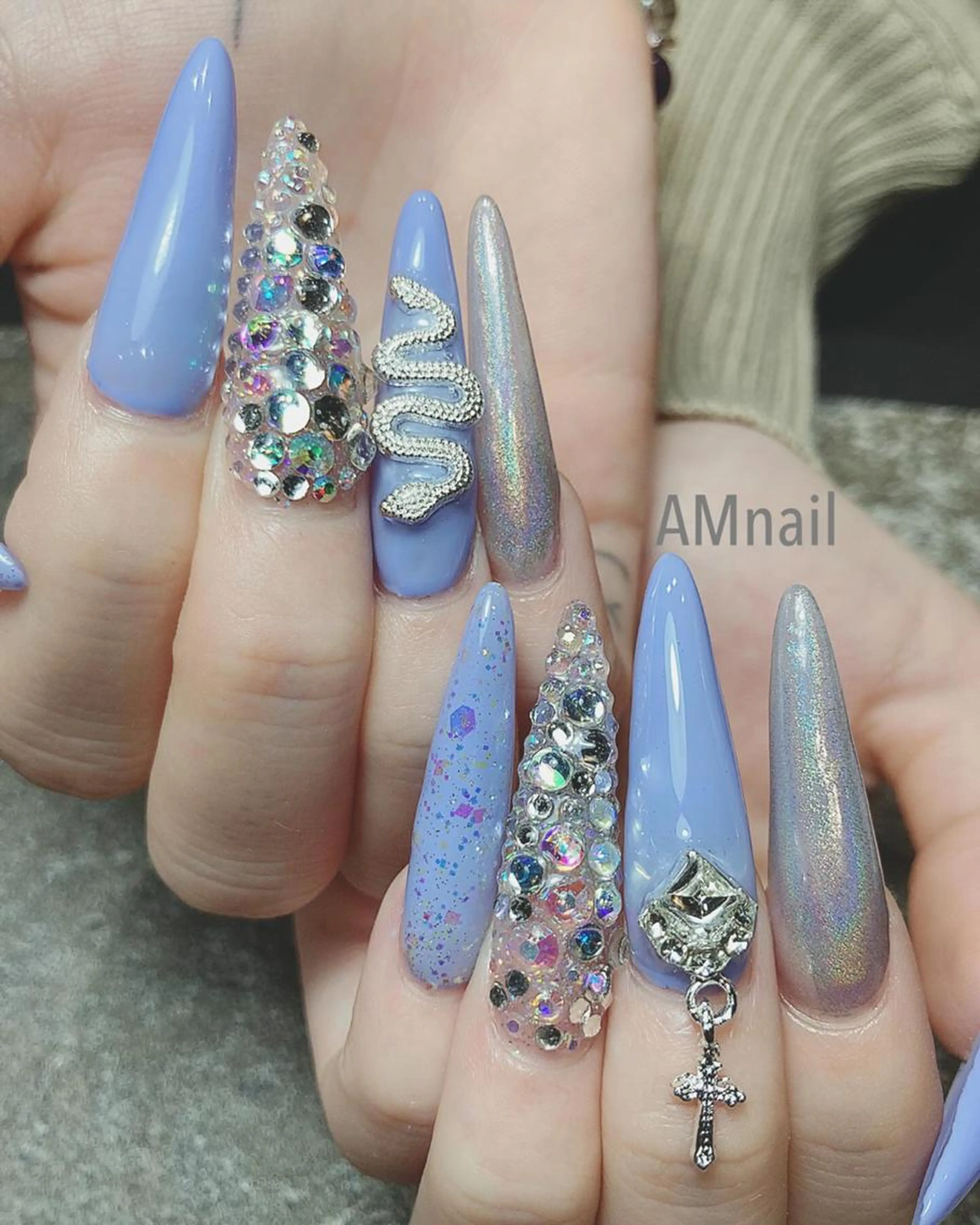 オフあり【スカルプ】持ち込みネイルM《アート両手4~6本》210分　初回限定割引¥15600～の写真