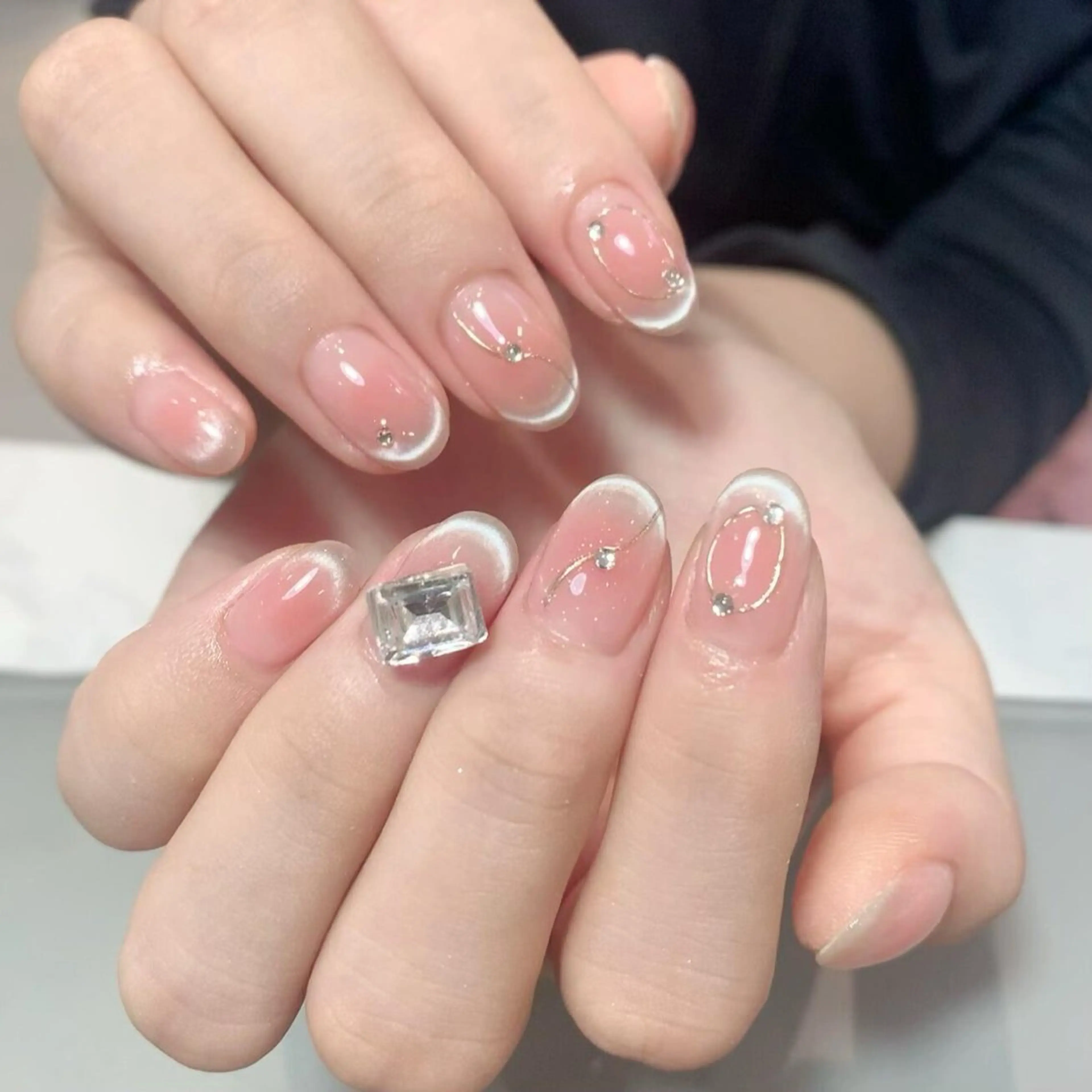 ネイル EE.Nail所属・FuFu.Nail 2️⃣番のネイルデザイン