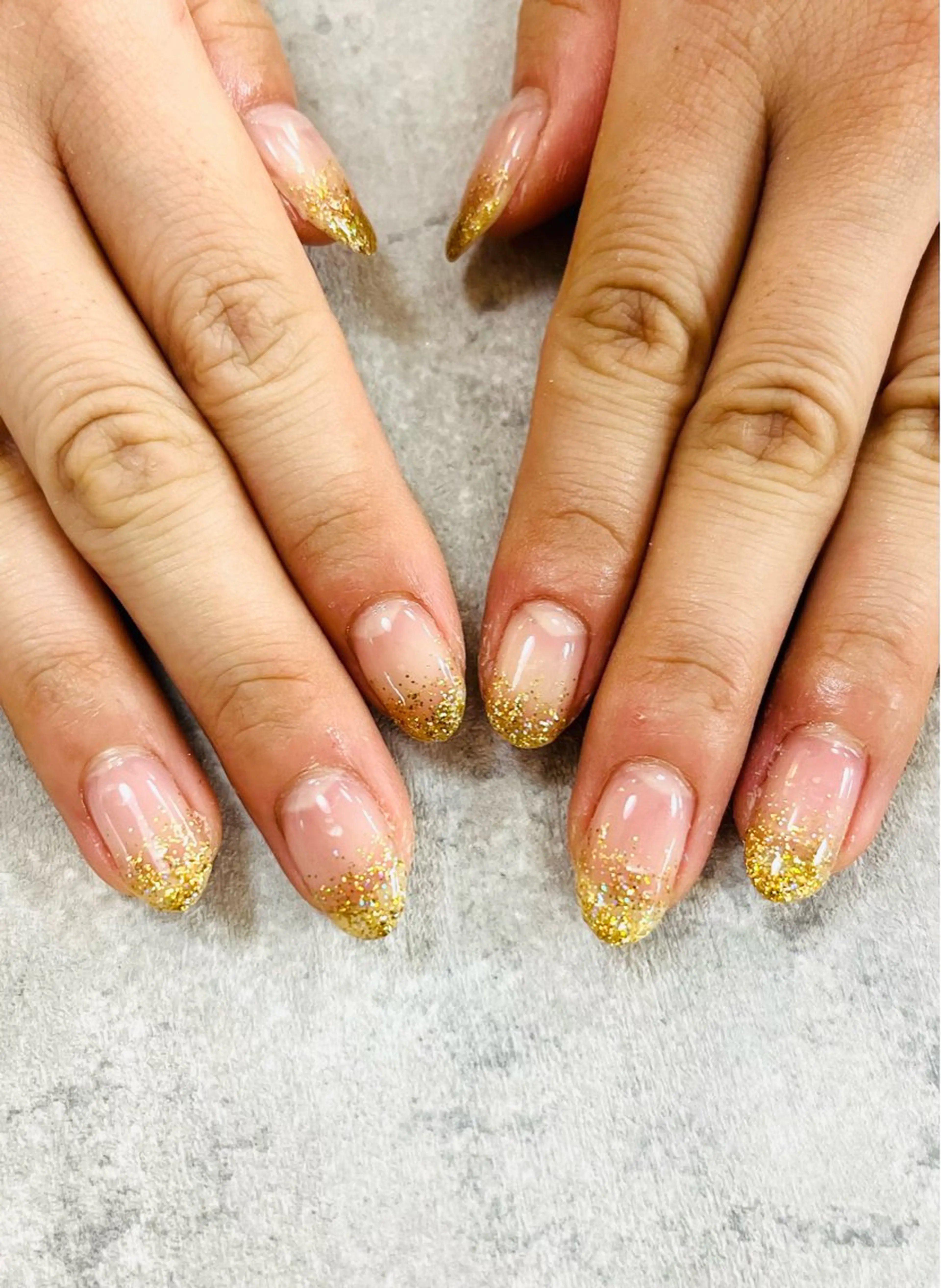 ネイル フットネイル フレンチネイル グラデーション キラキラネイル 韓国ネイル ハンドネイル 二見 晴香のネイルデザイン