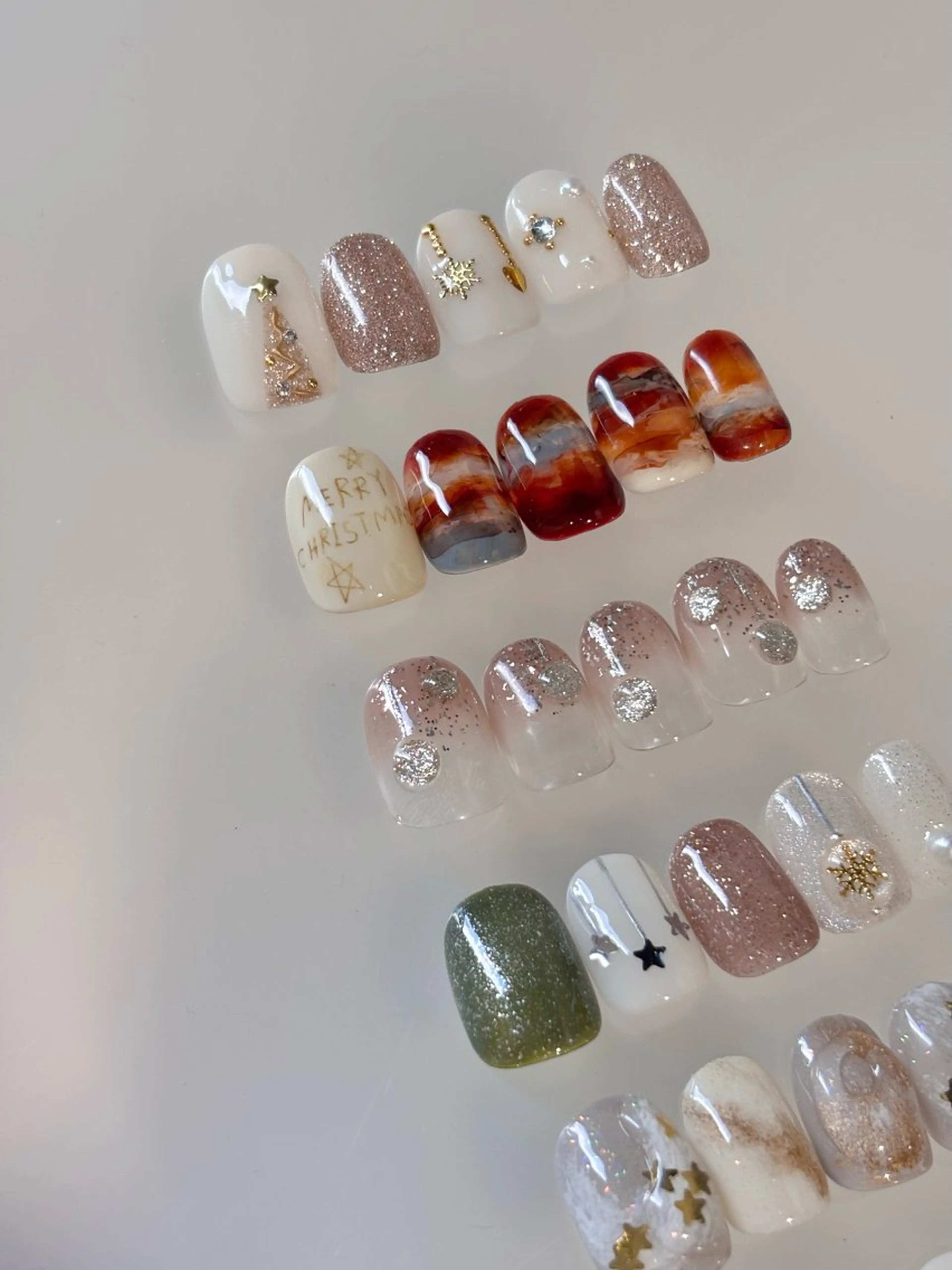 クリスマス限定デザイン(新規付替オフあり)の写真