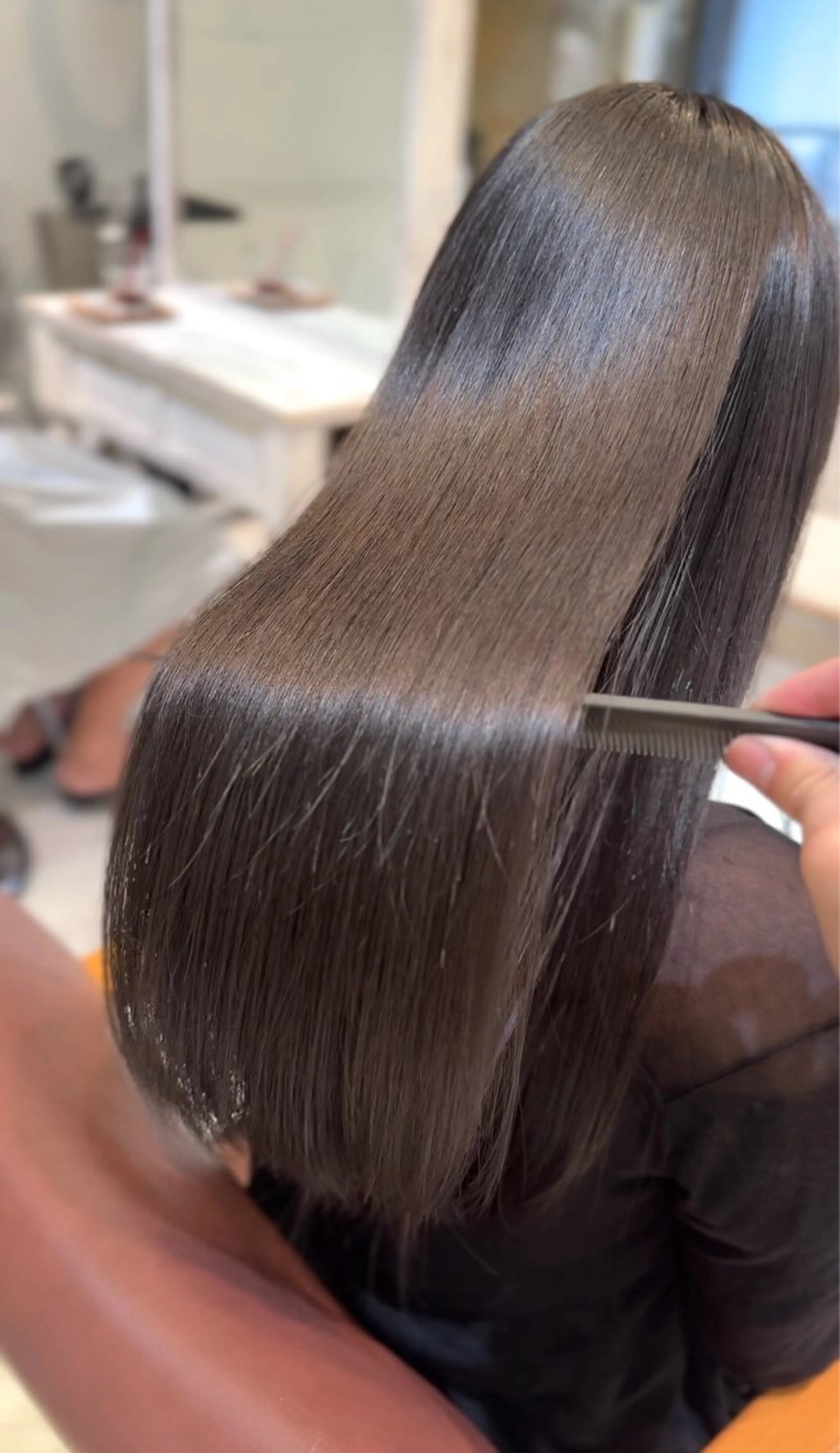 [自然なストレート◎]髪質改善ストレート(縮毛矯正)＋前髪カット＋2Stepトリートメントの写真