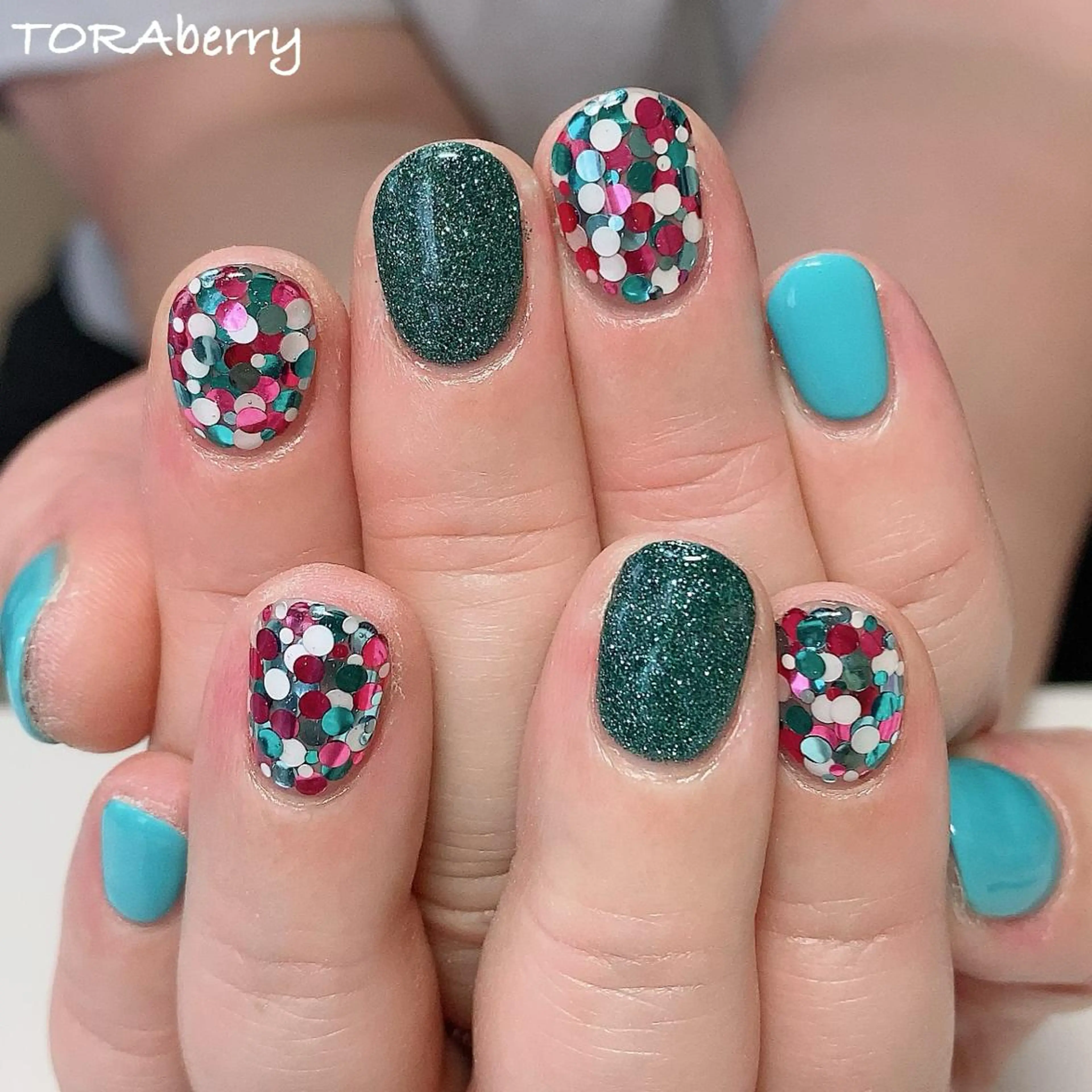 ネイル ホログラムネイル ハンドネイル ネイリスト なつみのネイルデザイン