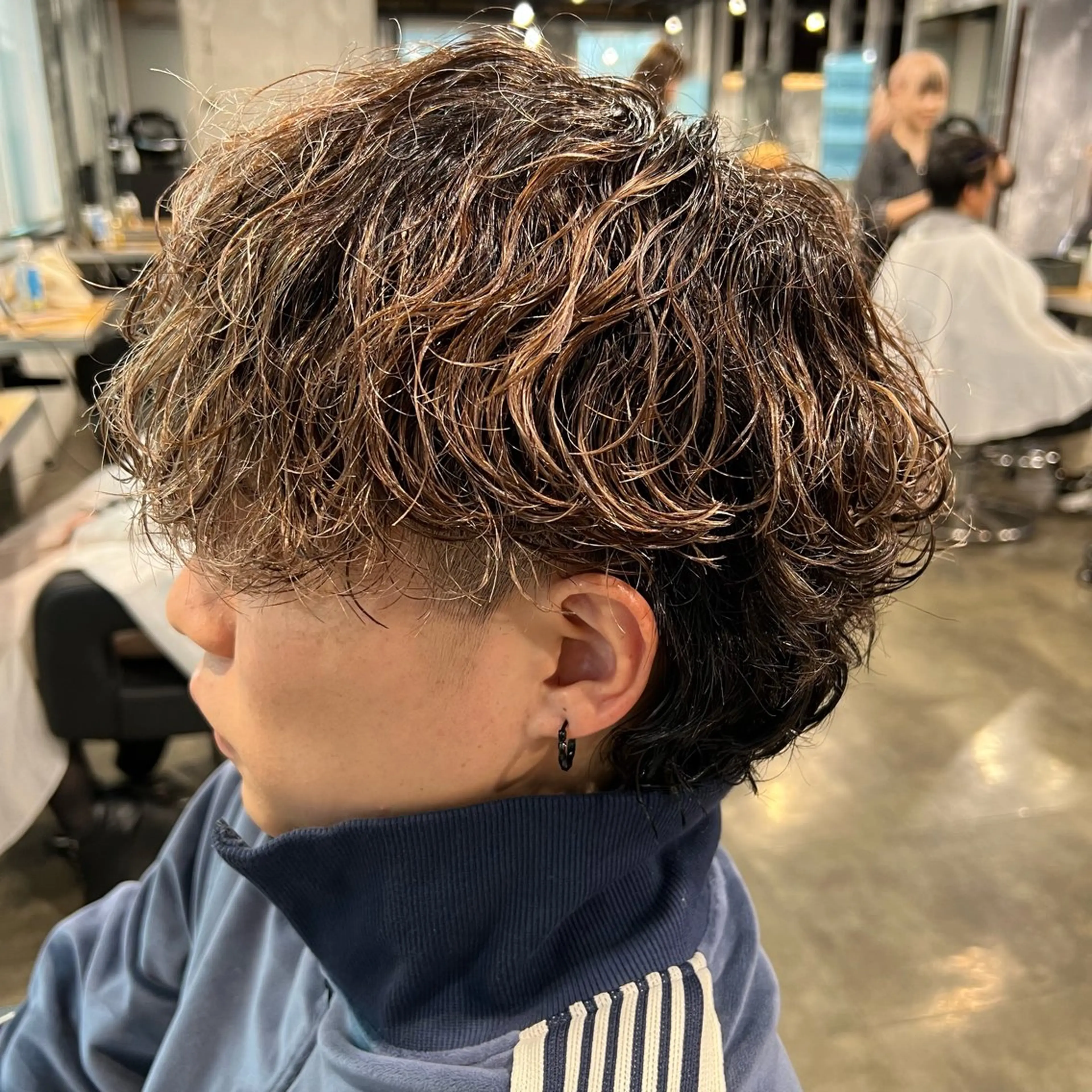 ショート カラー パーマ ヘアアレンジ メンズ キッズ アップバング センターパート メンズハイライト マッシュ メンズパーマ 🔷横浜1のパーマ 職人🔷将太郎のヘアスタイル