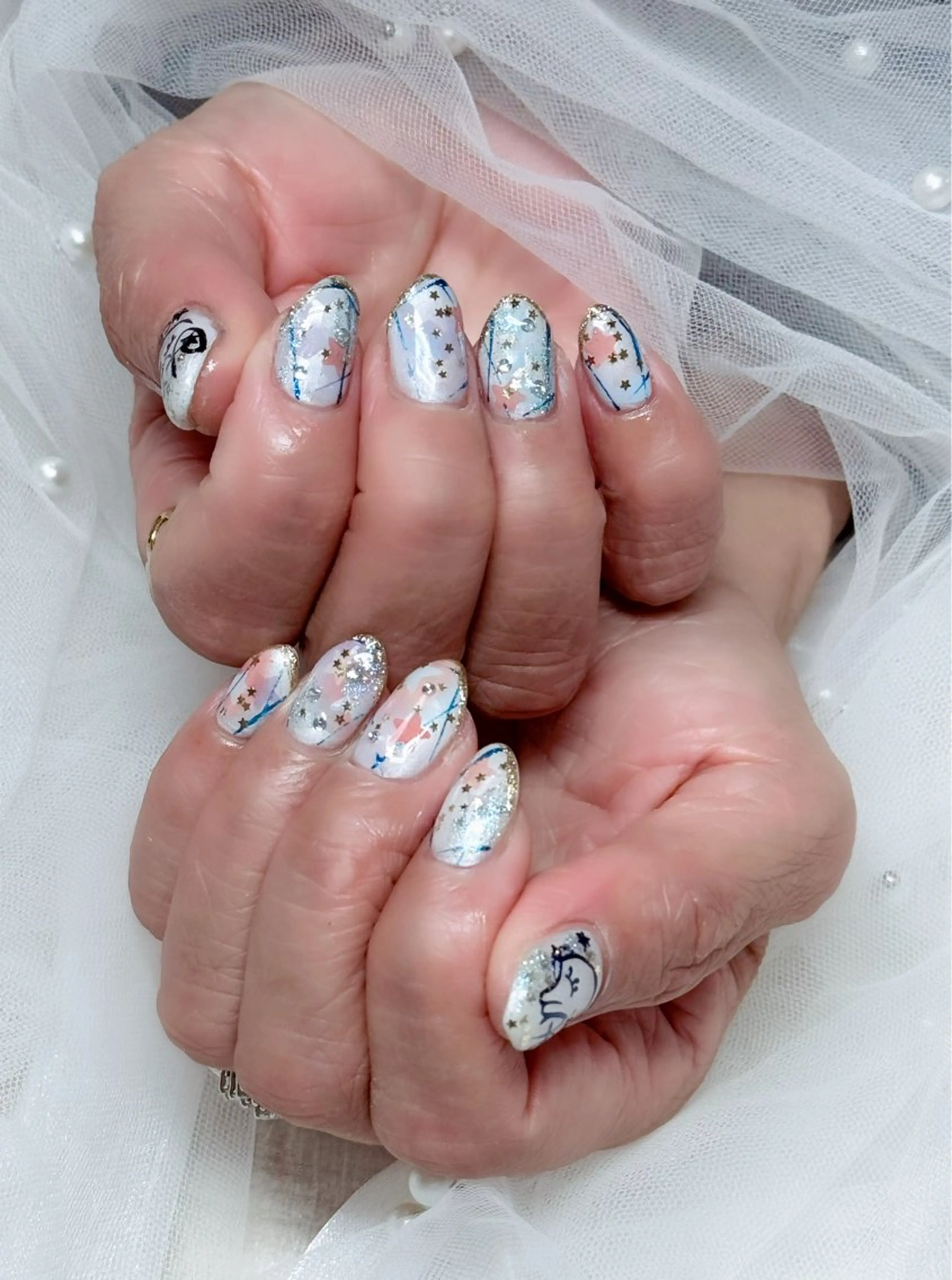 ネイル 高島 夏海のネイルデザイン