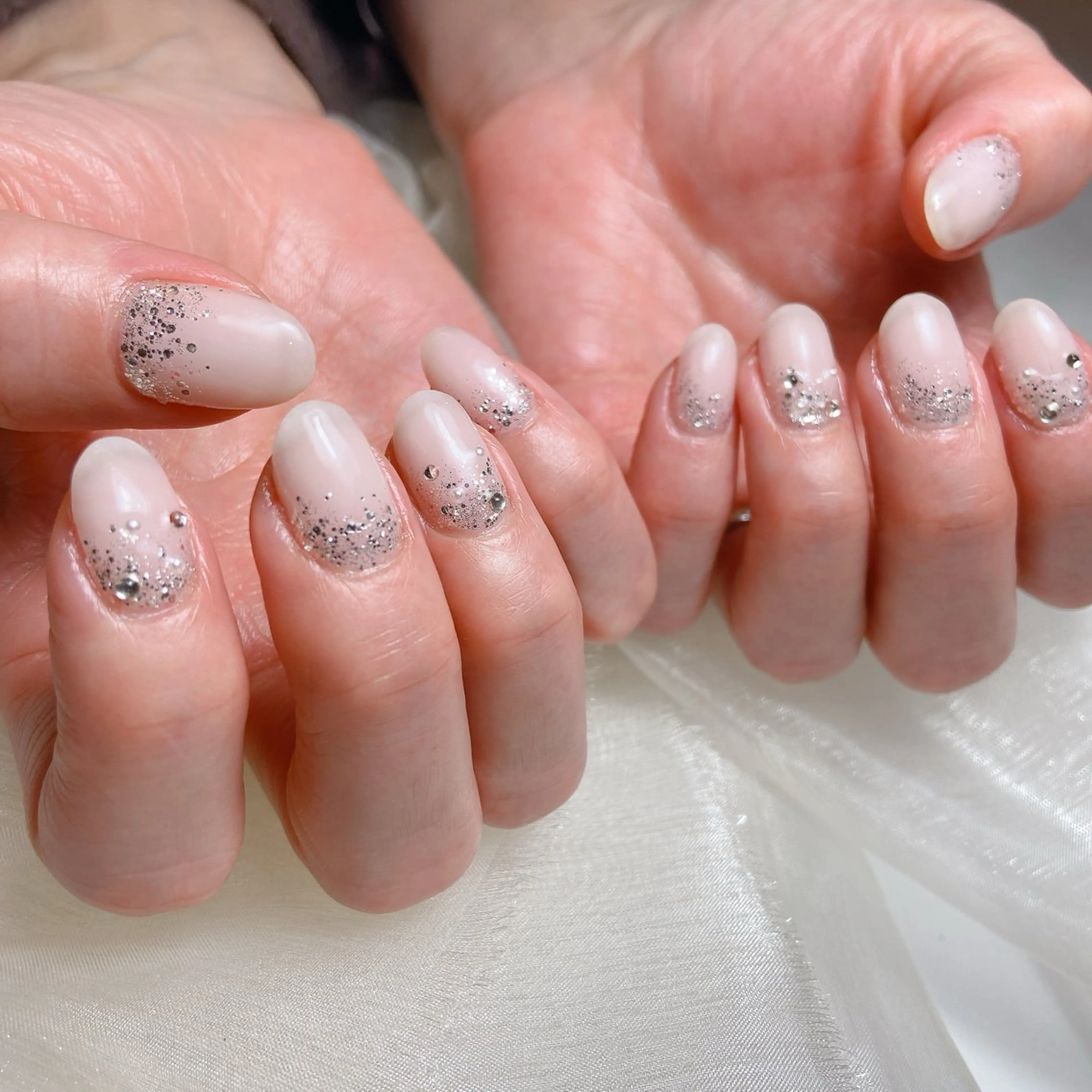 ネイル ラメ(グリッター) ストーンネイル ハンドネイル nailsalon REJOICEのネイルデザイン