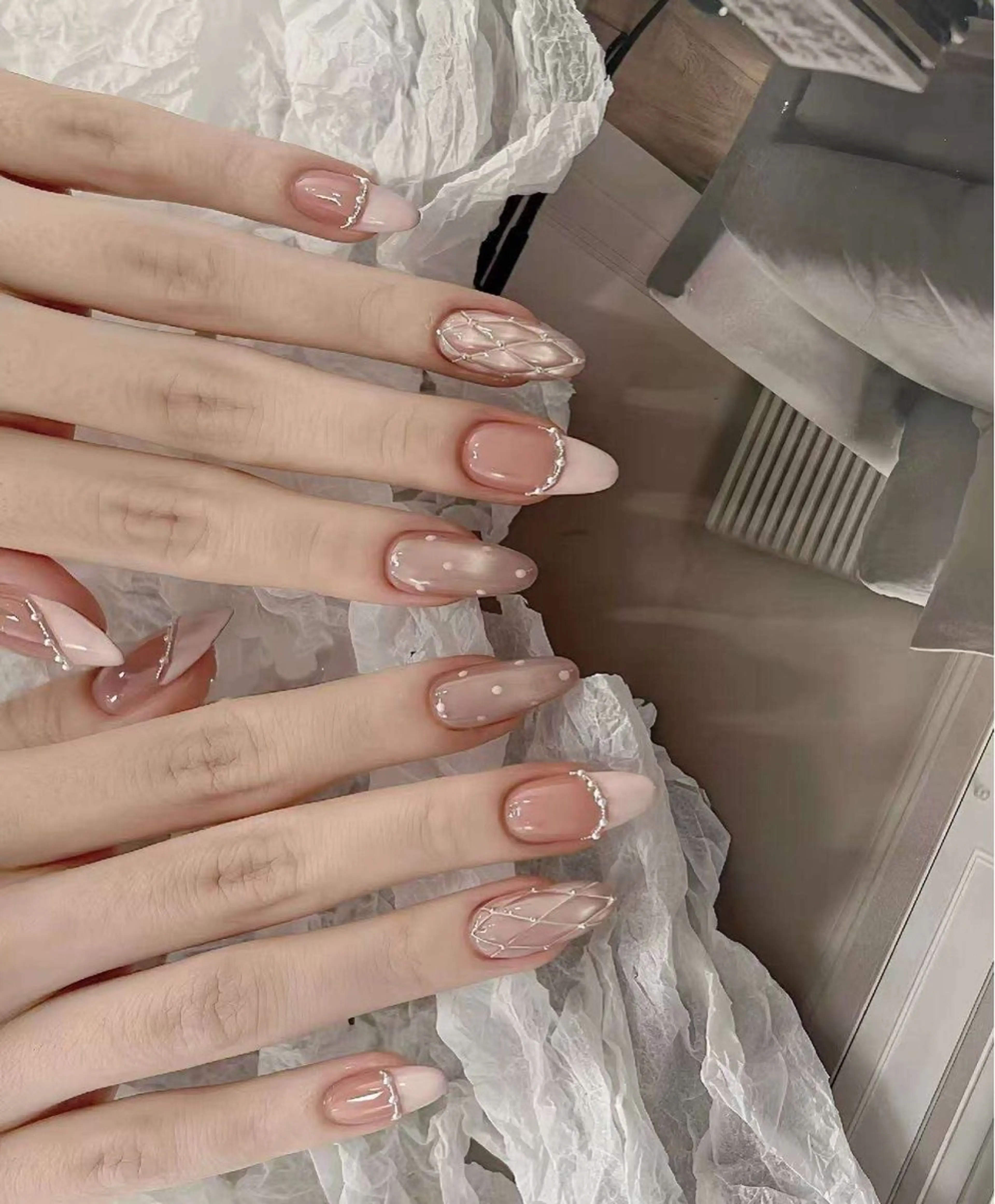 ネイル オーロラネイル フラワーネイル フットネイル フレンチネイル ジェルネイル ハンドネイル BabyYouMi ねねのネイルデザイン