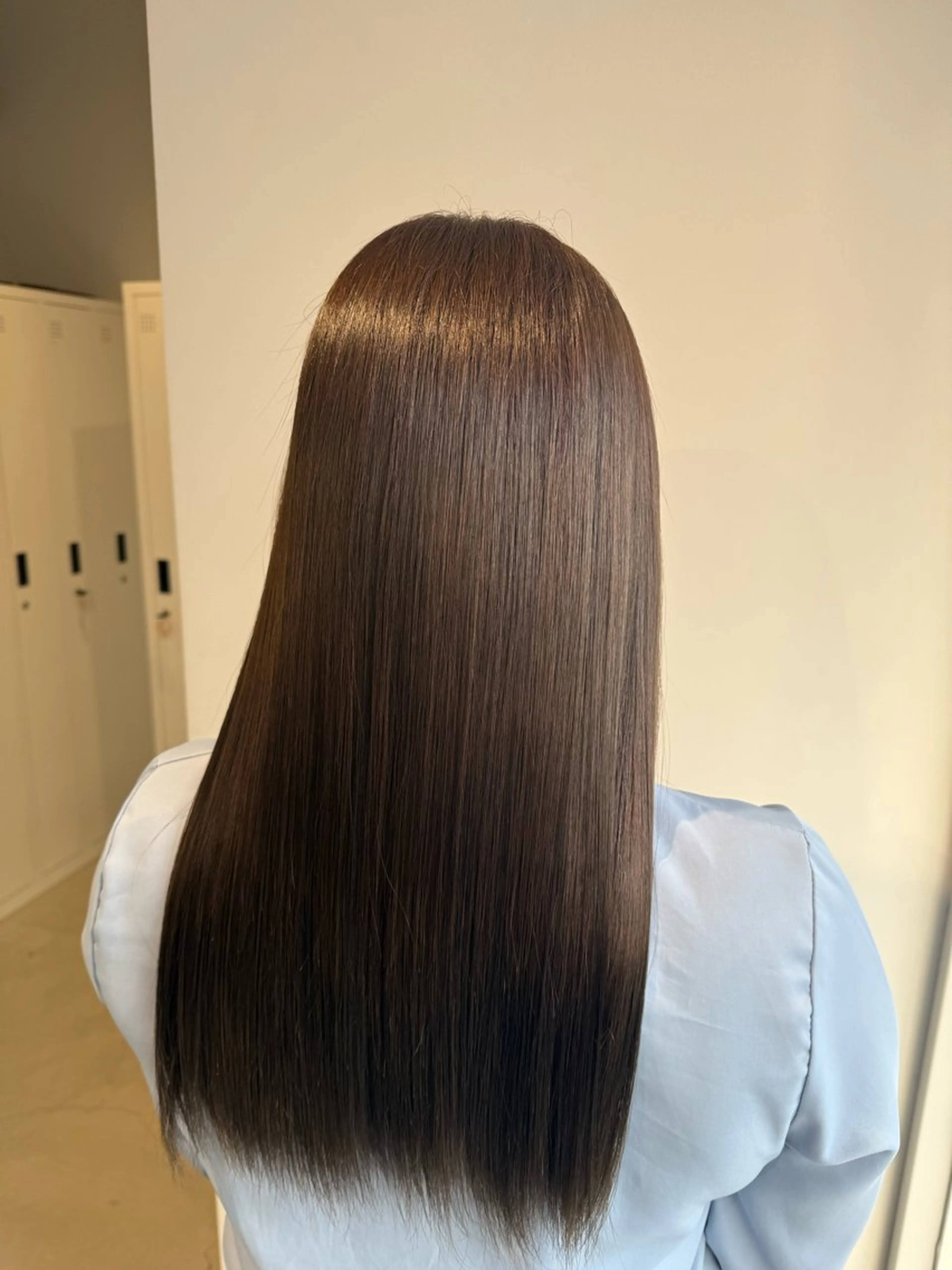 ロング 井手上 陽菜のヘアスタイル