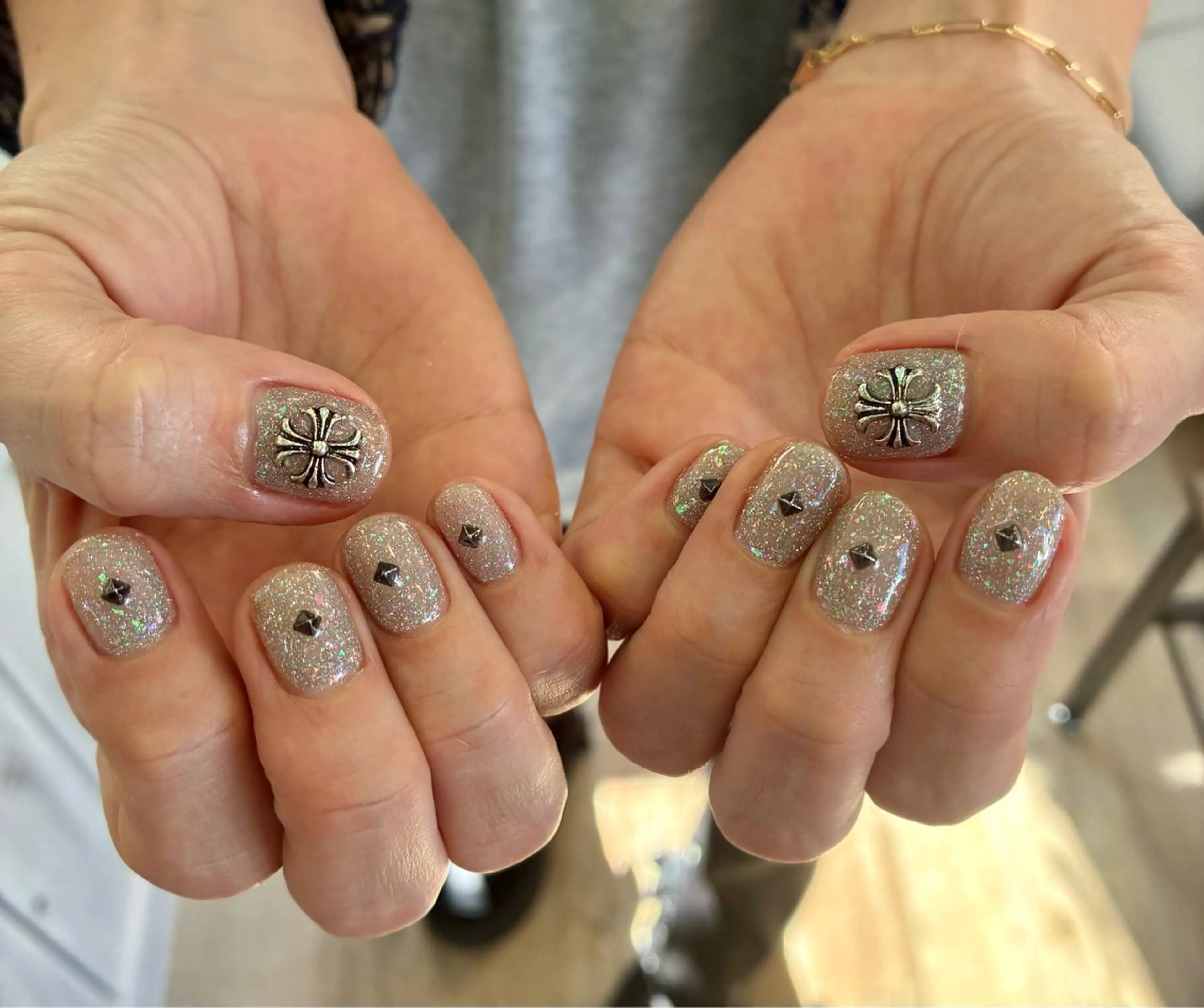 ネイル Atelier Nail所属・Atelier HIKARIのネイルデザイン