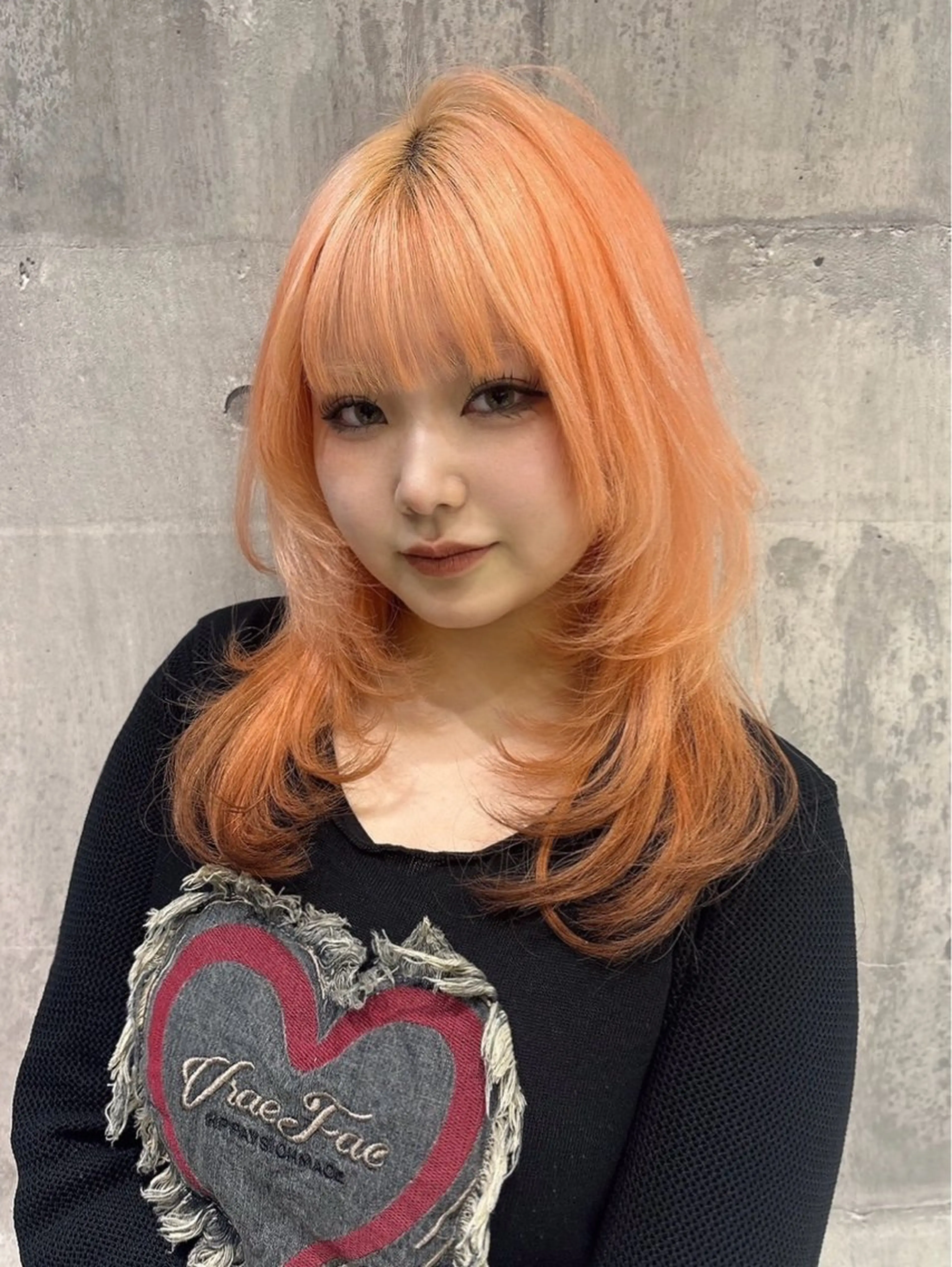 ロング カラー ヘアカラー トリートメント ハイトーン/レイヤ ーTENSHOのヘアスタイル