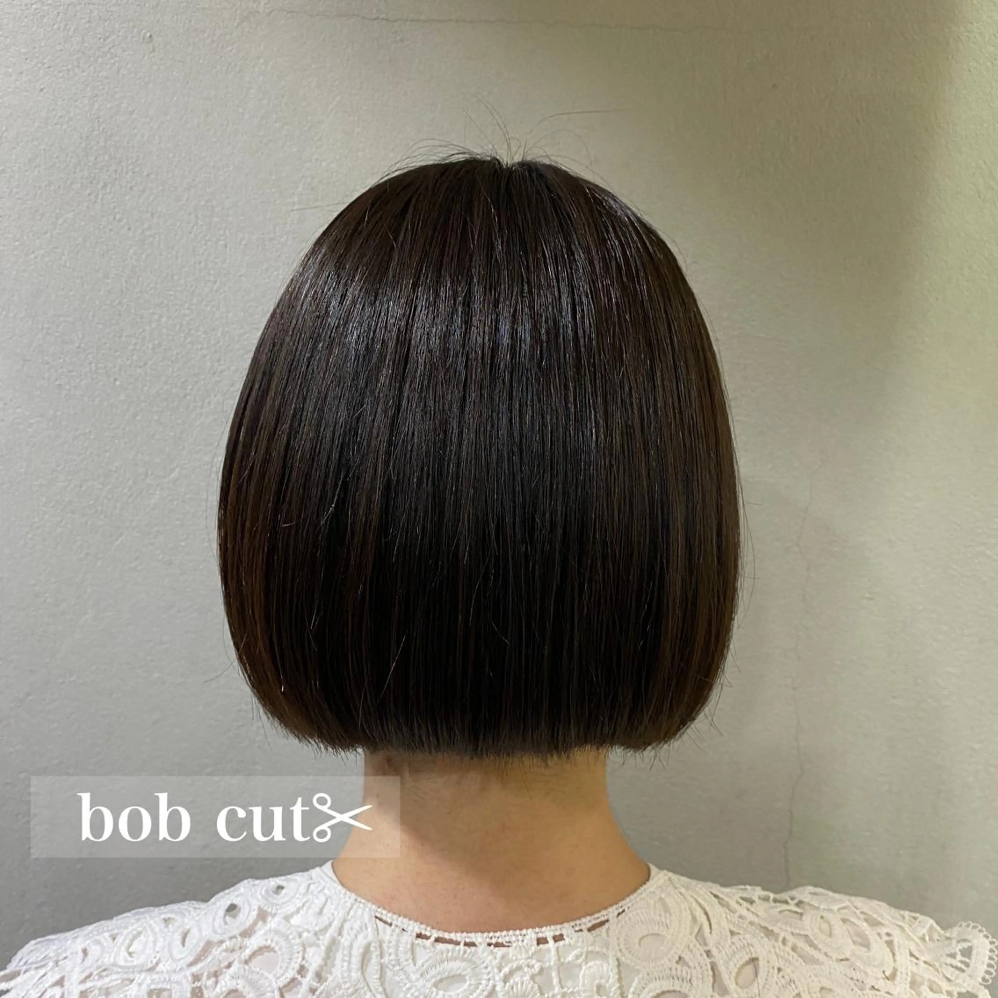 ショート カラー 舟橋 りんかのヘアスタイル