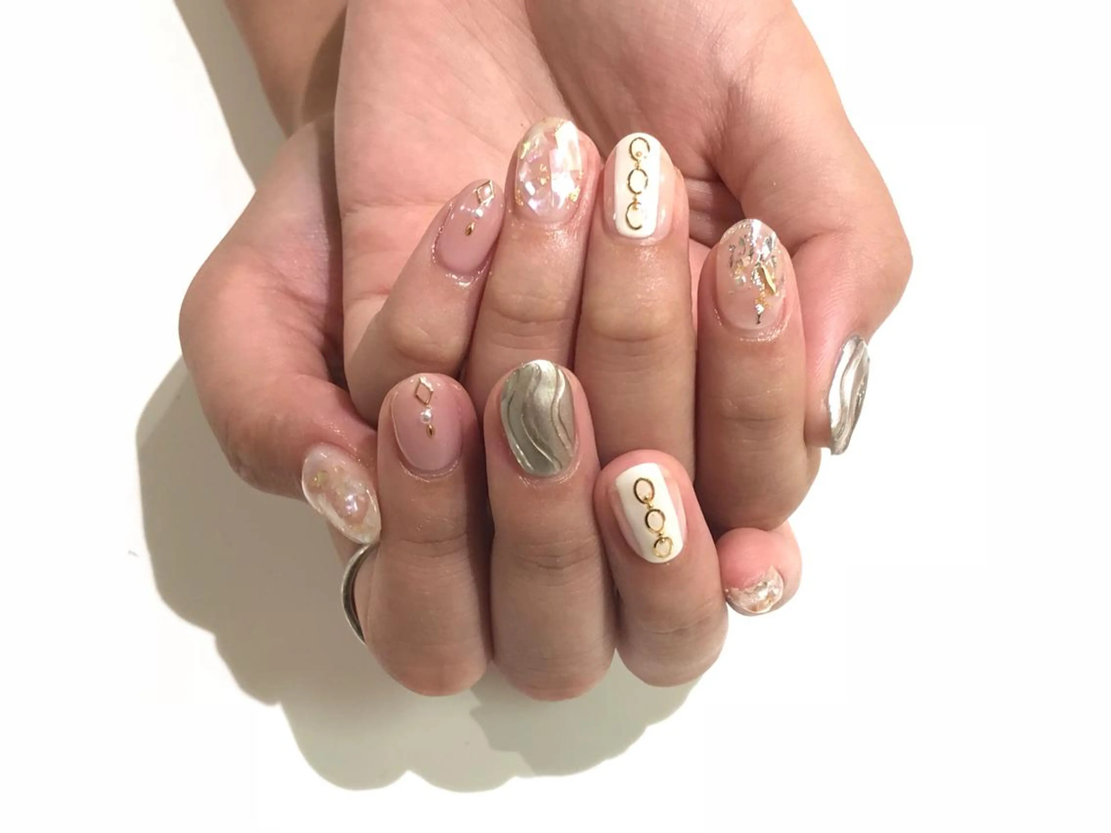 ネイル 舞田 苑香のネイルデザイン