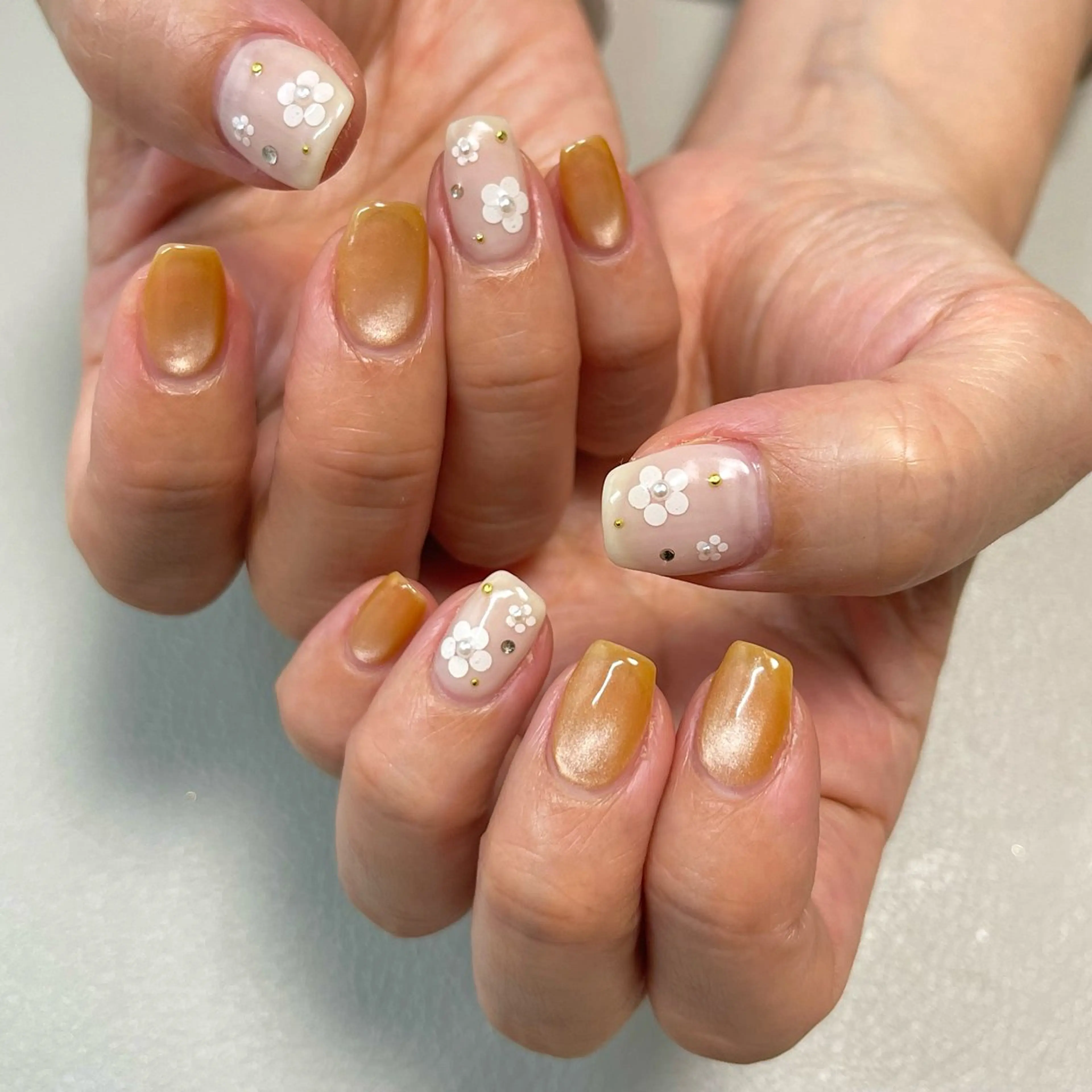 ネイル フラワーネイル Luccica nailのネイルデザイン