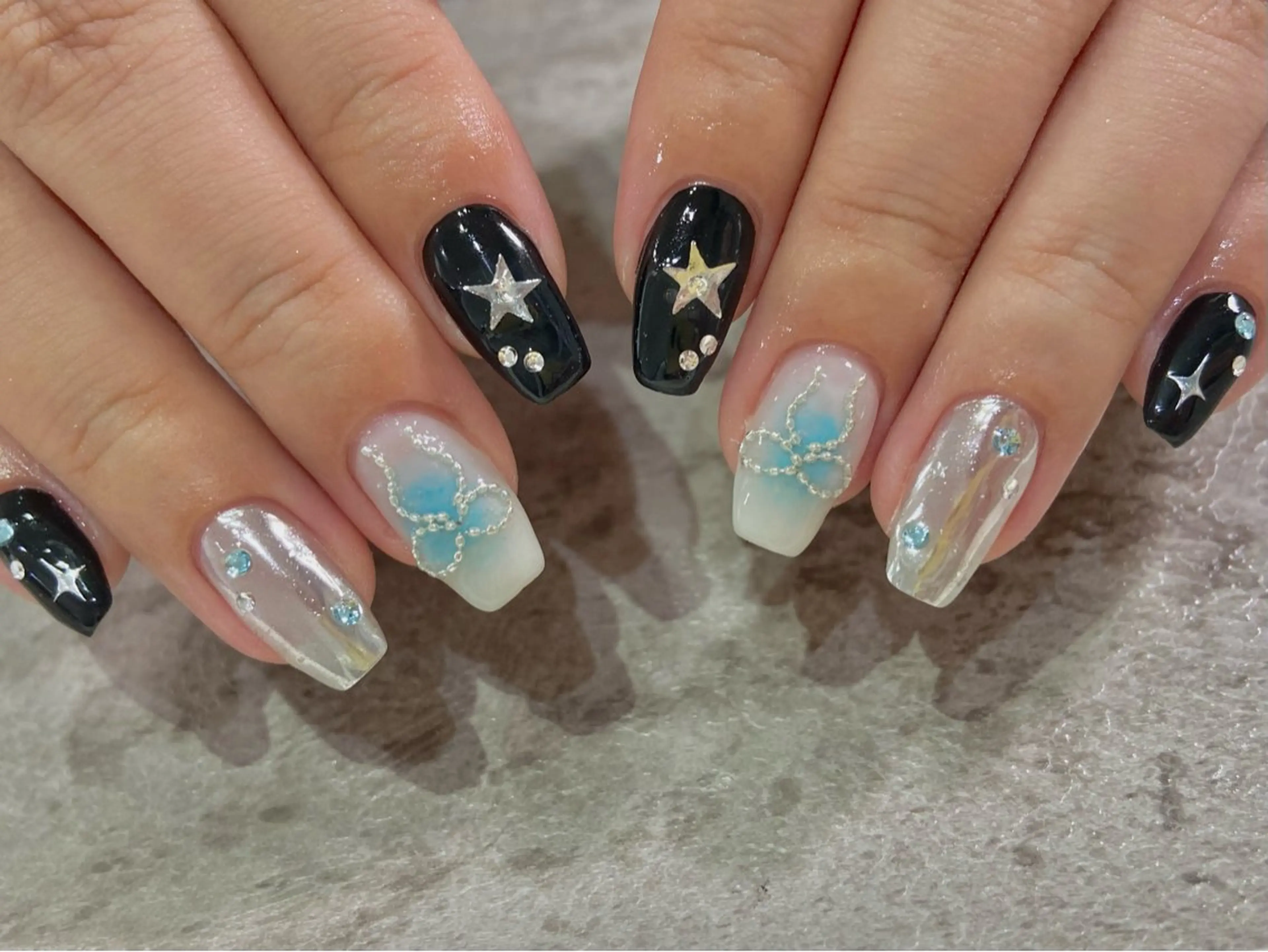 ネイル 加藤 綾のネイルデザイン