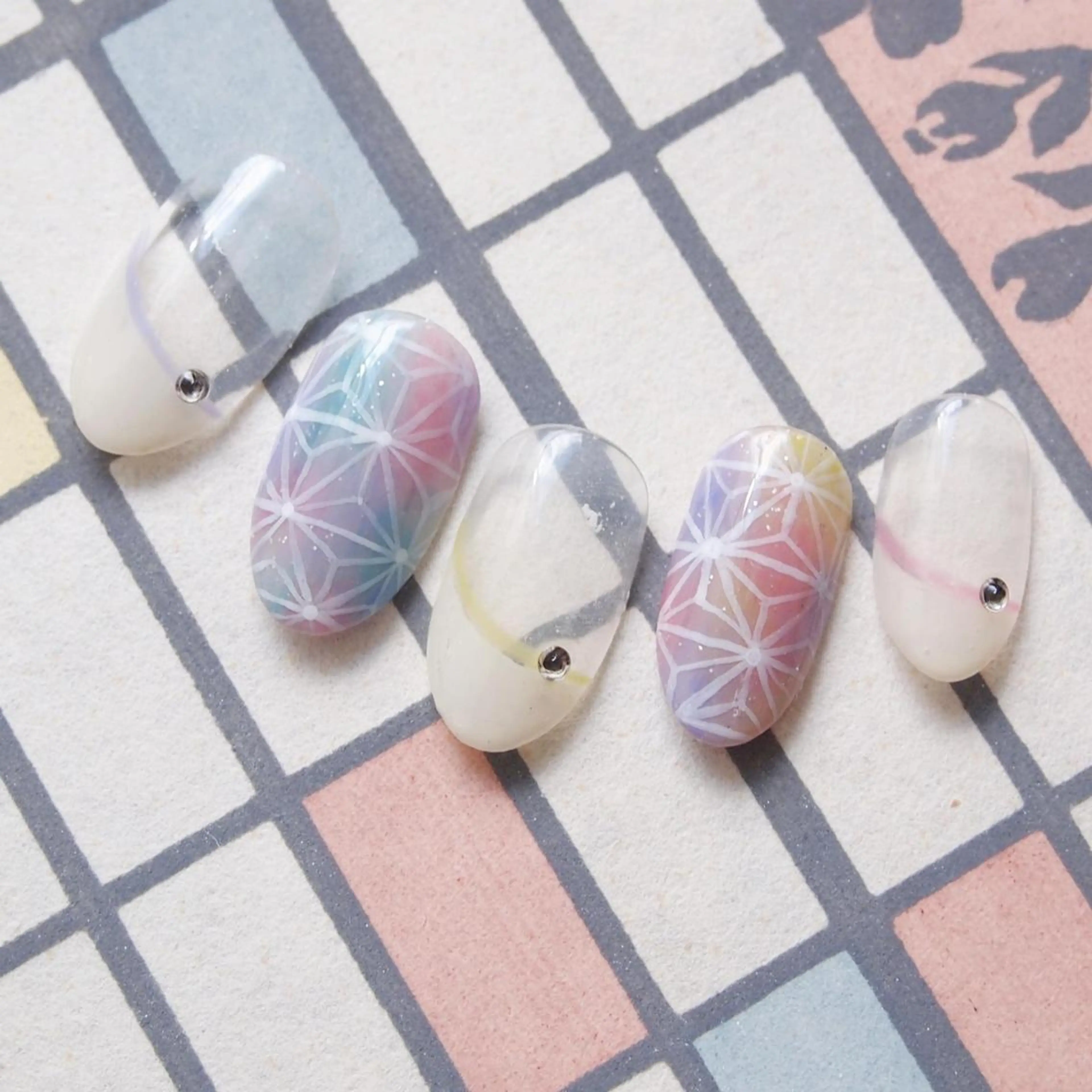 ネイル 山田 麻衣のネイルデザイン