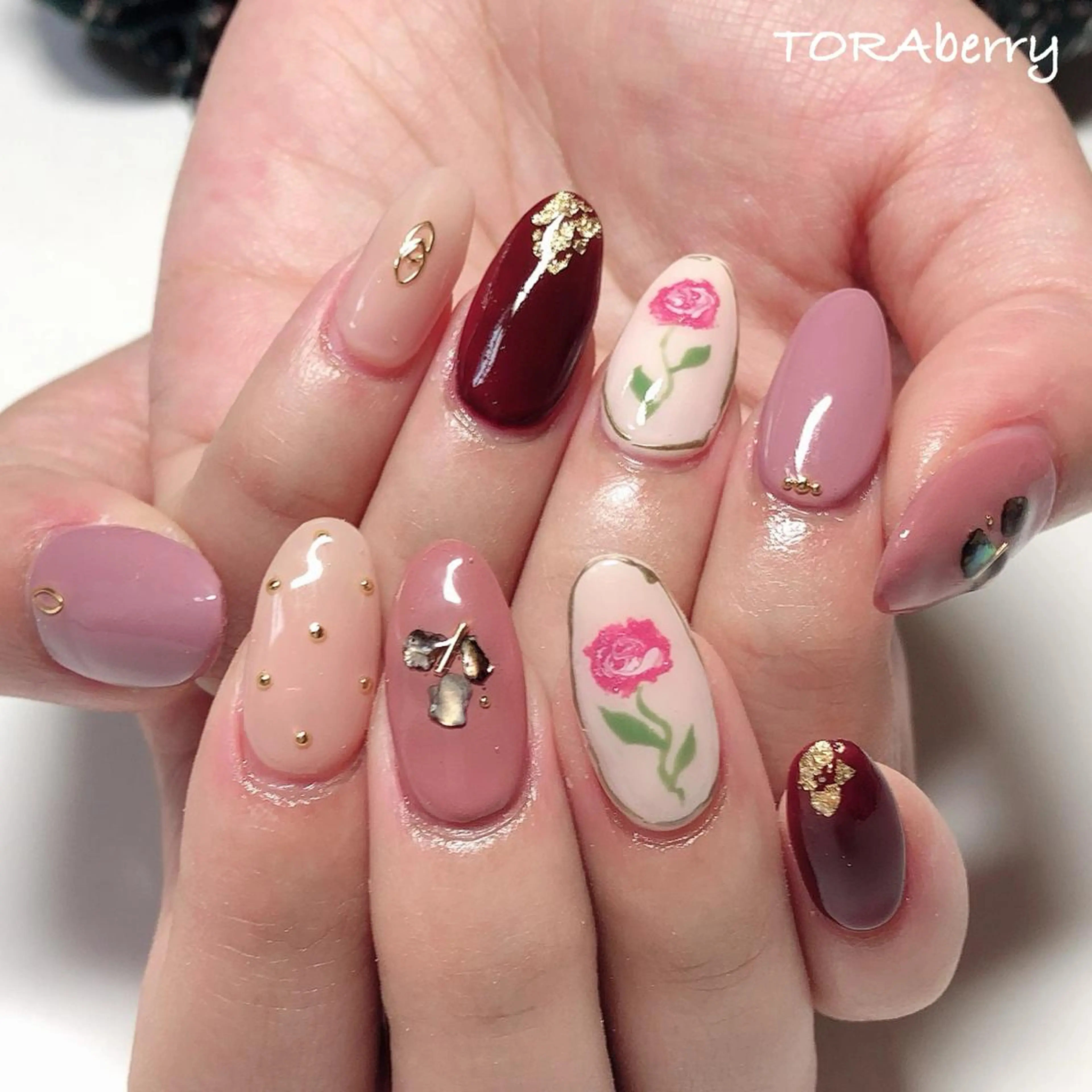 ネイル ハンドネイル ネイリスト なつみのネイルデザイン