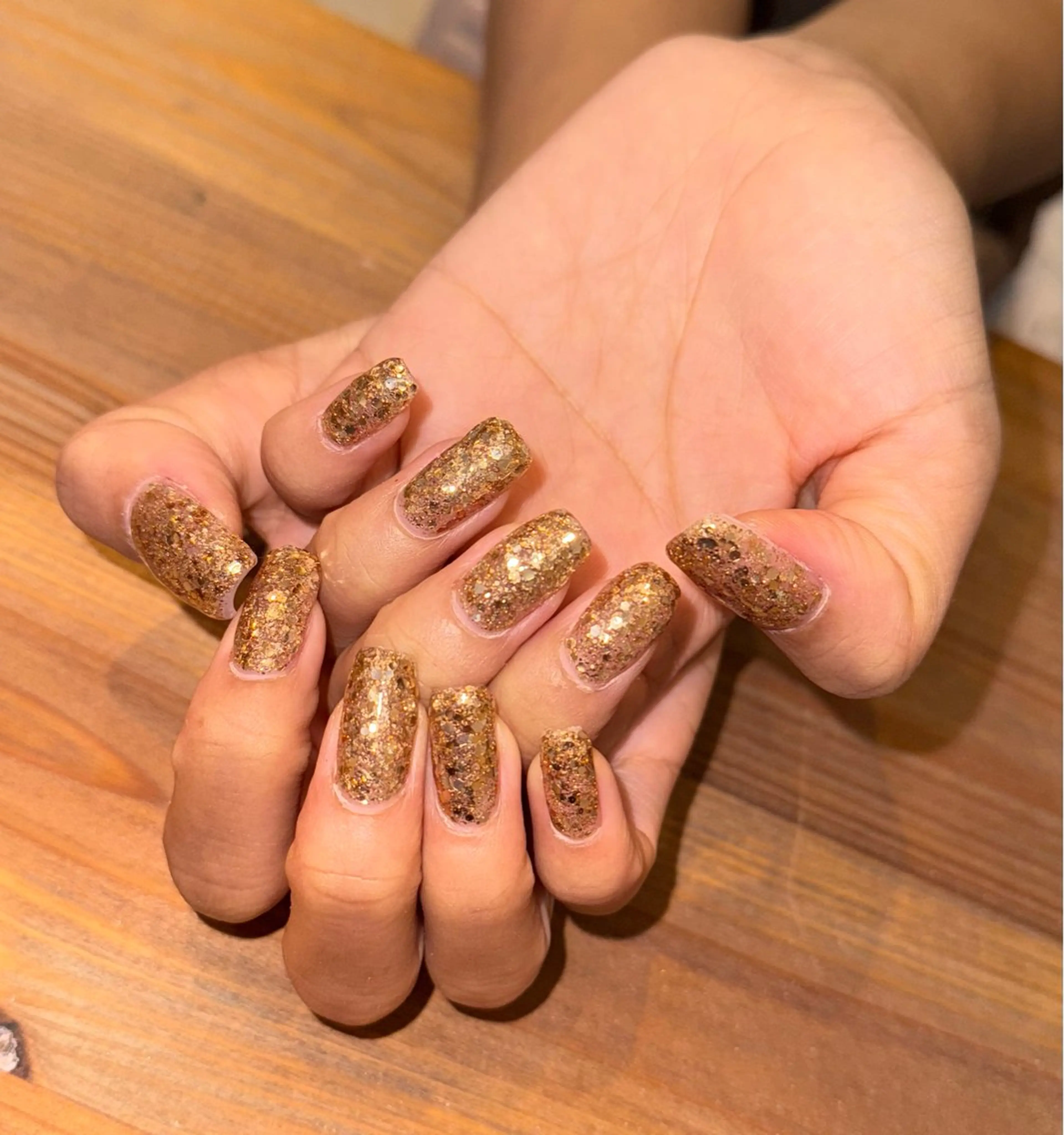 ネイル ホログラムネイル キラキラネイル ラメ(グリッター) ハンドネイル Nes.nail&eyelash沖縄所属・Nes.nail 那覇松山のネイルデザイン