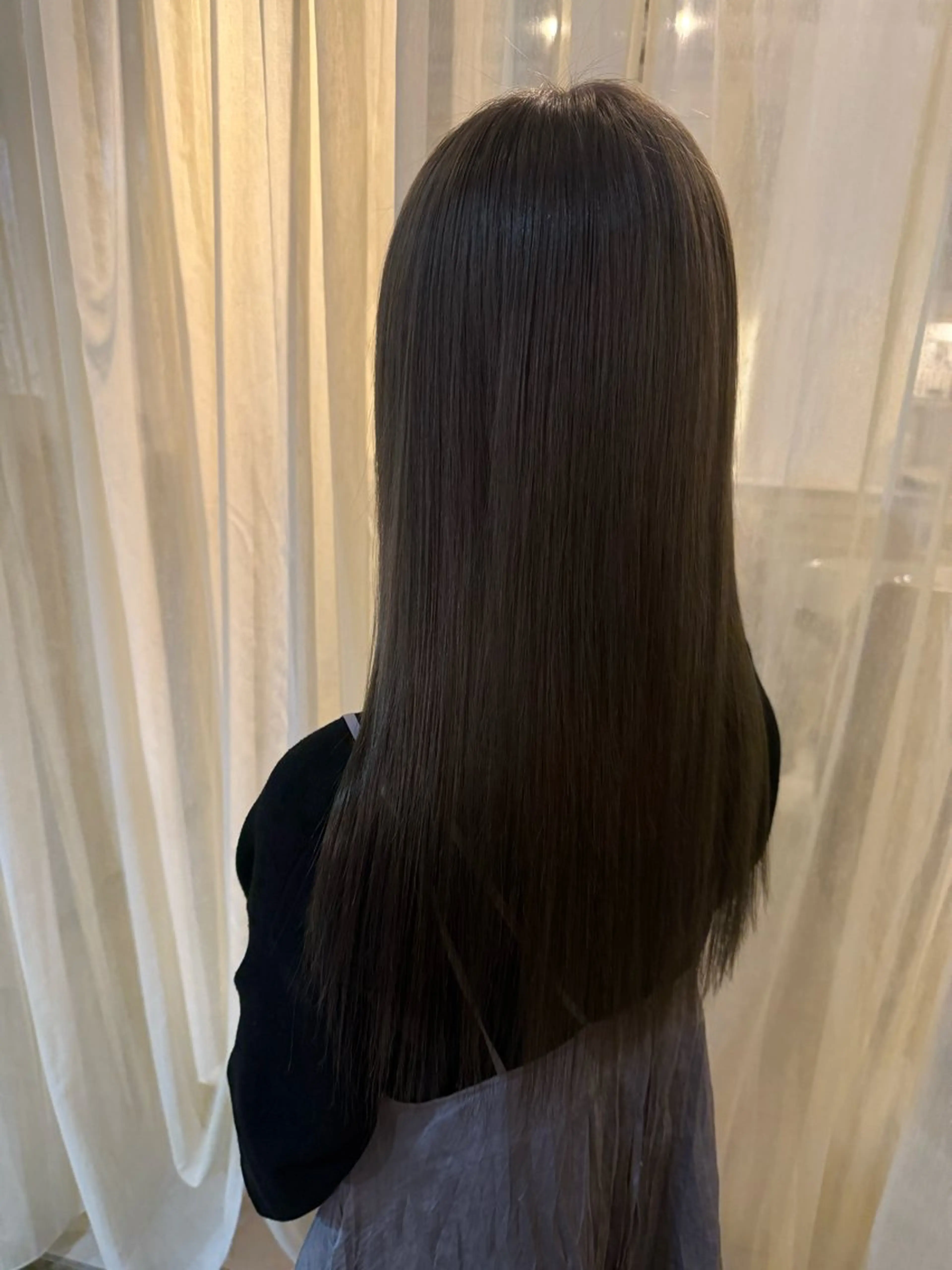 ロング 藤原 百花のヘアスタイル