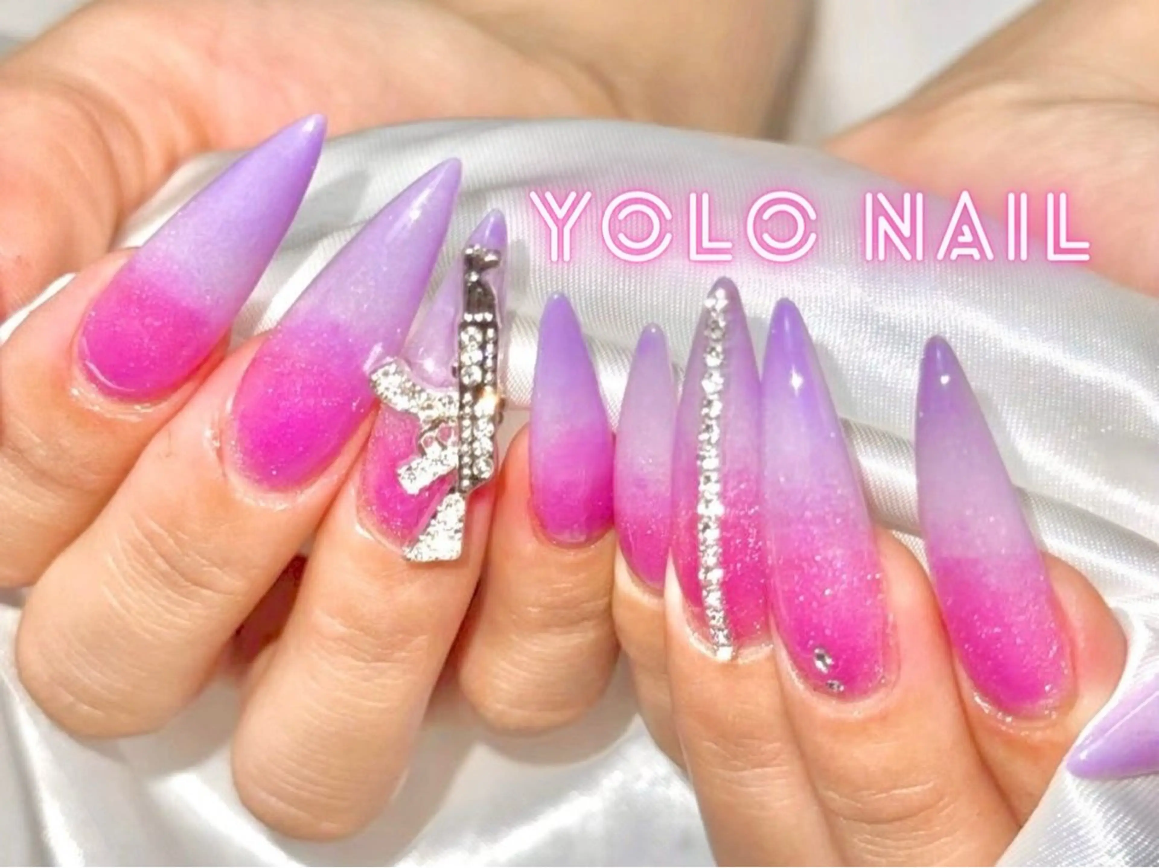 ネイル 持ち込み ハンドネイル YOLONAIL心斎橋店所属・田本 和音のネイルデザイン