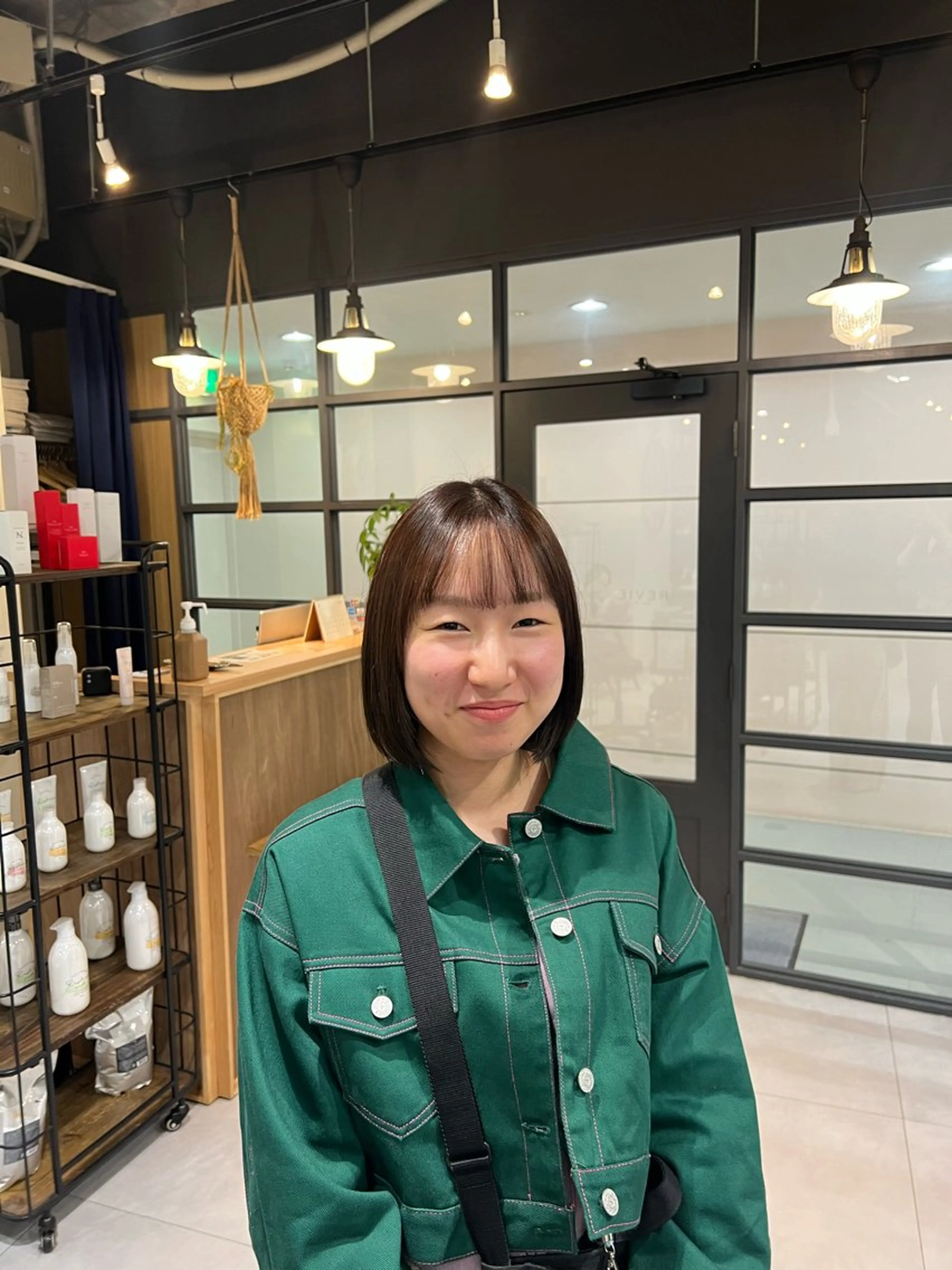 ショート カラー Neale. ユメのヘアスタイル