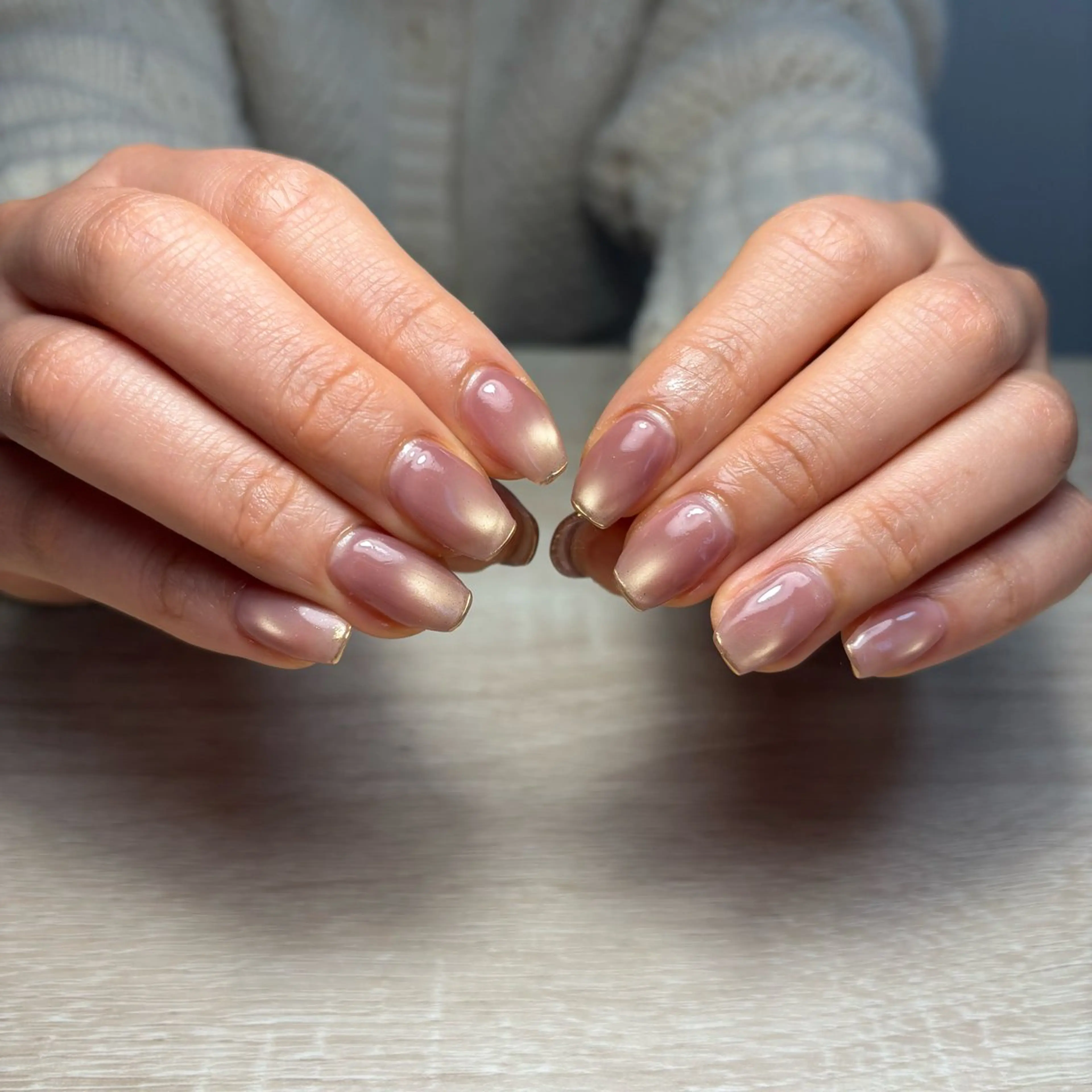 ネイル フレンチネイル ミラーネイル ハンドネイル ネイルサロン shinonaのネイルデザイン