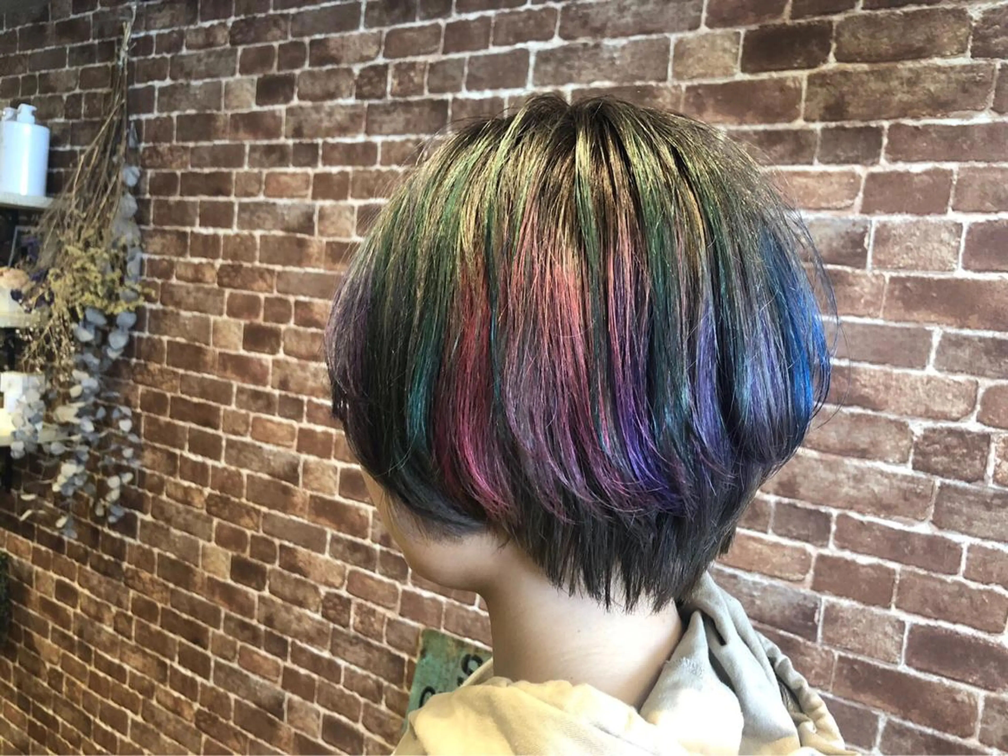 ショート カラー クオーレ hairのヘアスタイル