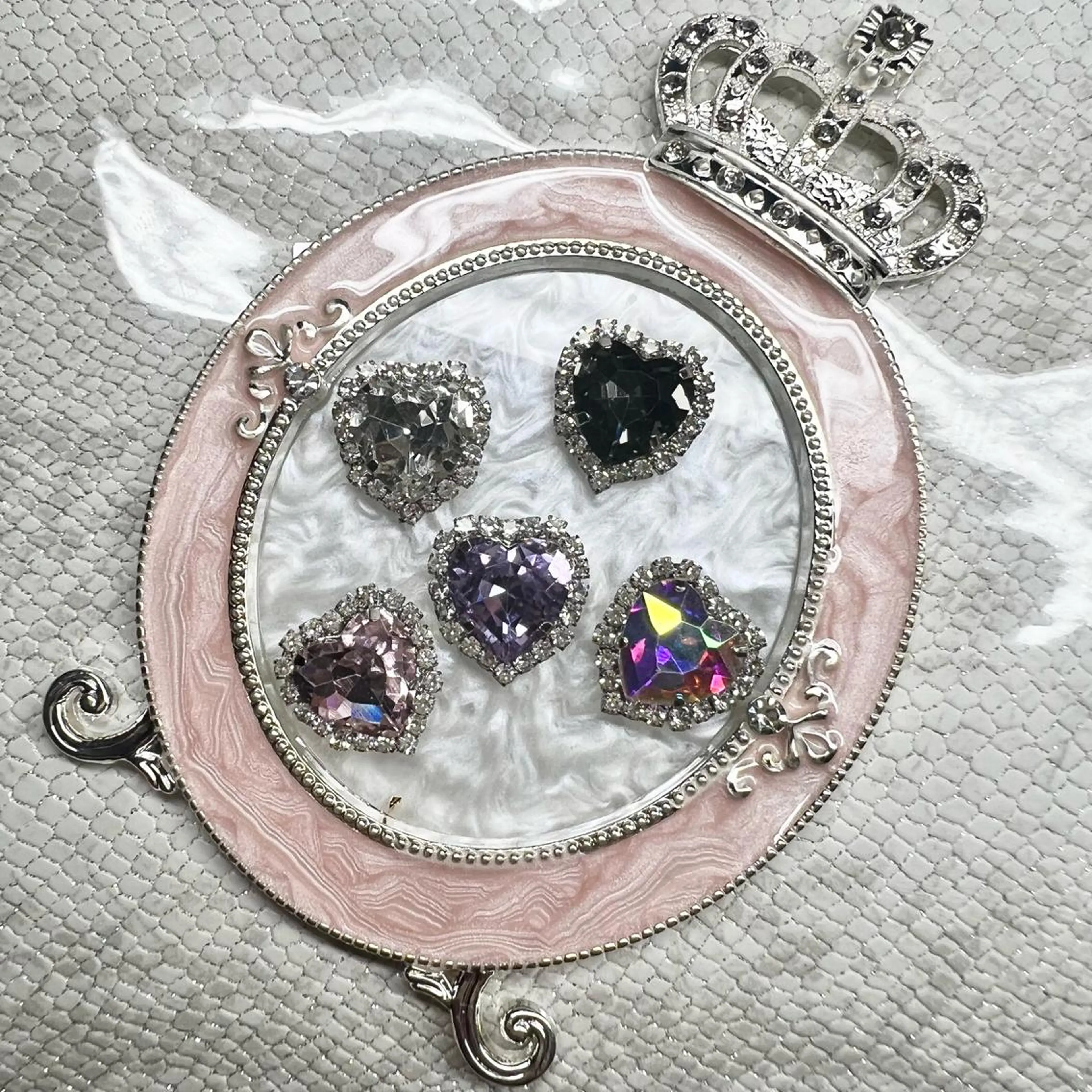 ネイル シルバー Rire_eye+beauty_nail所属・Rire_ nail_yukiのネイルデザイン