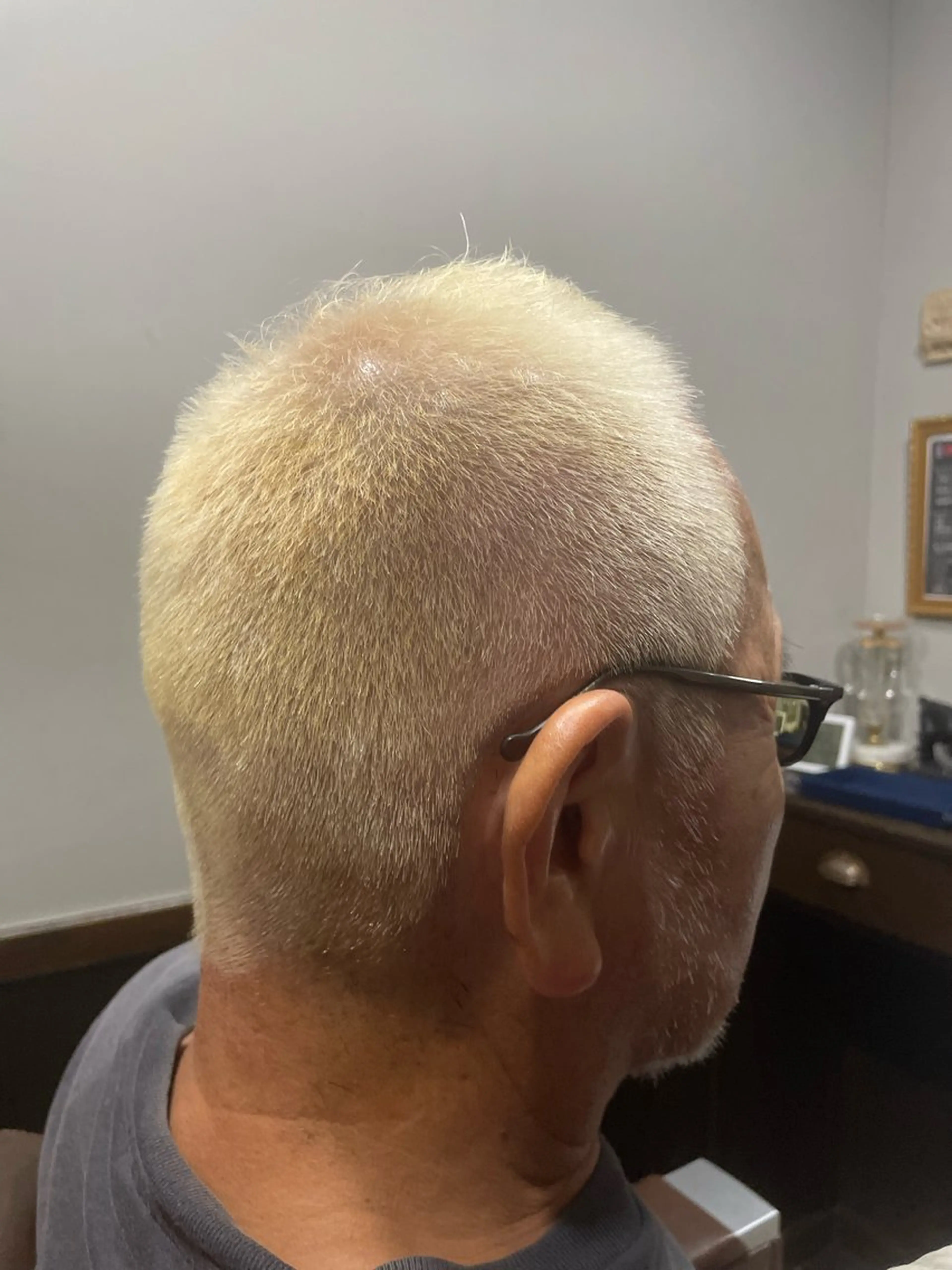 カラー メンズ 横浜フェードカット 田嶋勇祐のヘアスタイル