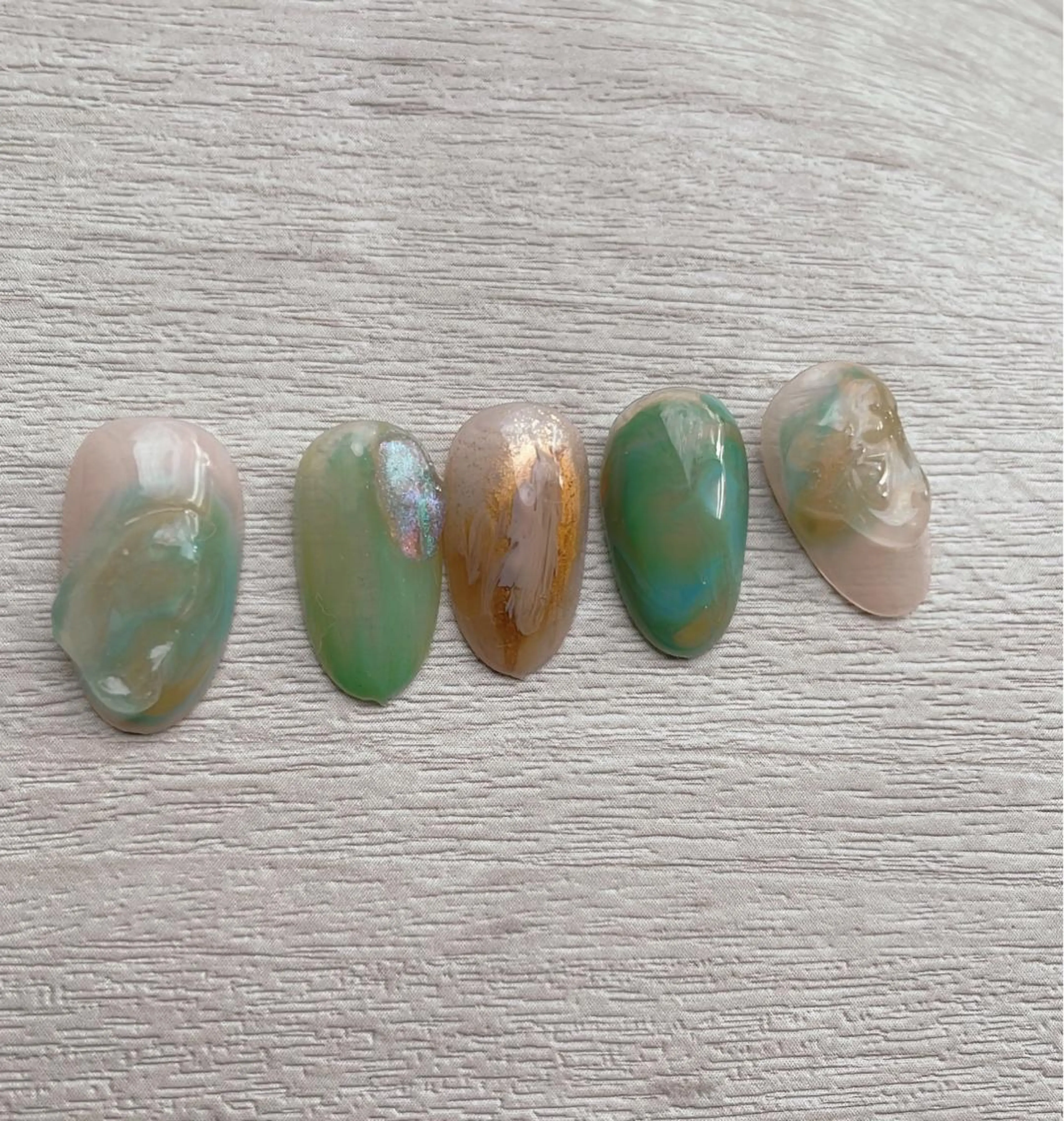 ネイル nail salon Farbe〜ファルべのネイルデザイン