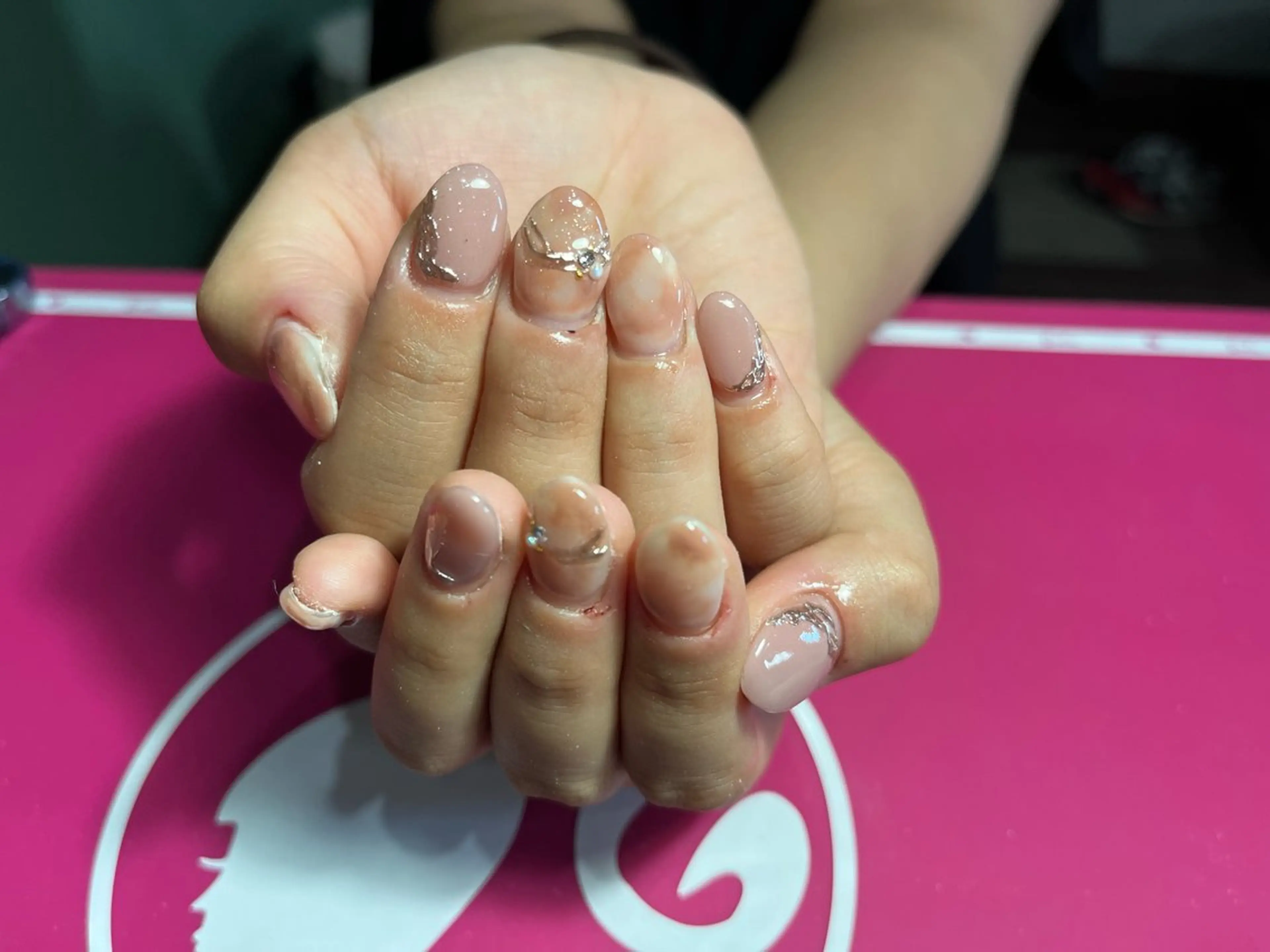 ネイル ハンドネイル 高山 歩美のネイルデザイン