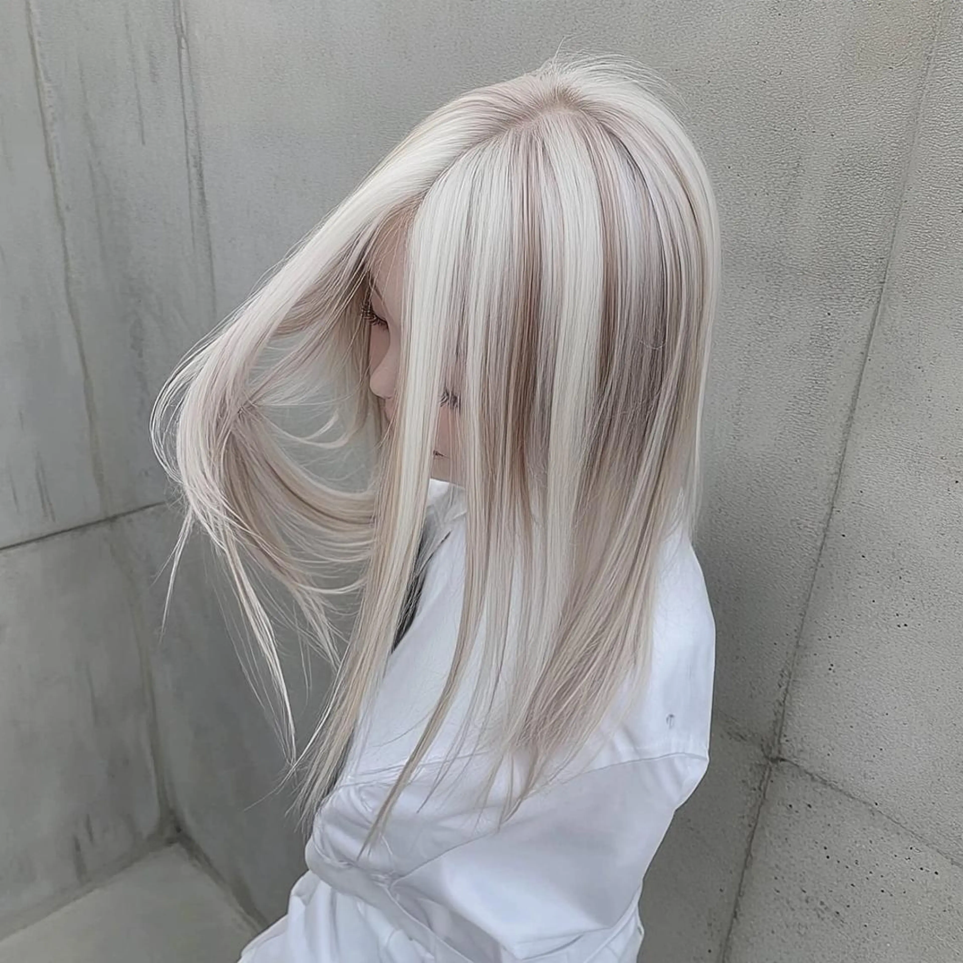 カラー corazon ブリーチのヘアスタイル