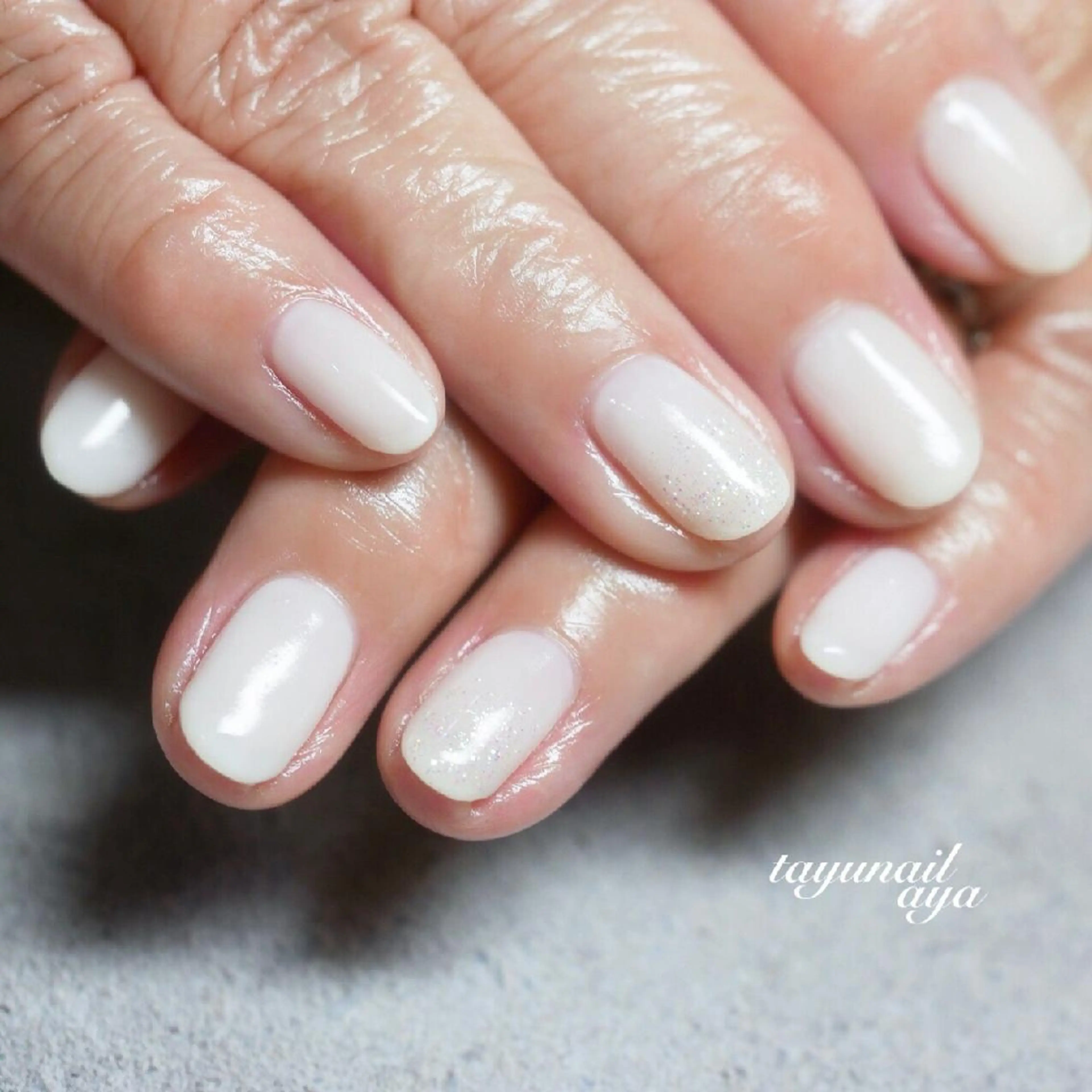 ネイル ブルー ジェルネイル ラメ(グリッター) ワンカラーネイル パラジェル ネイルサロン・ネイルスクール　たゆnail所属・ネイルサロン 【たゆnail】のネイルデザイン