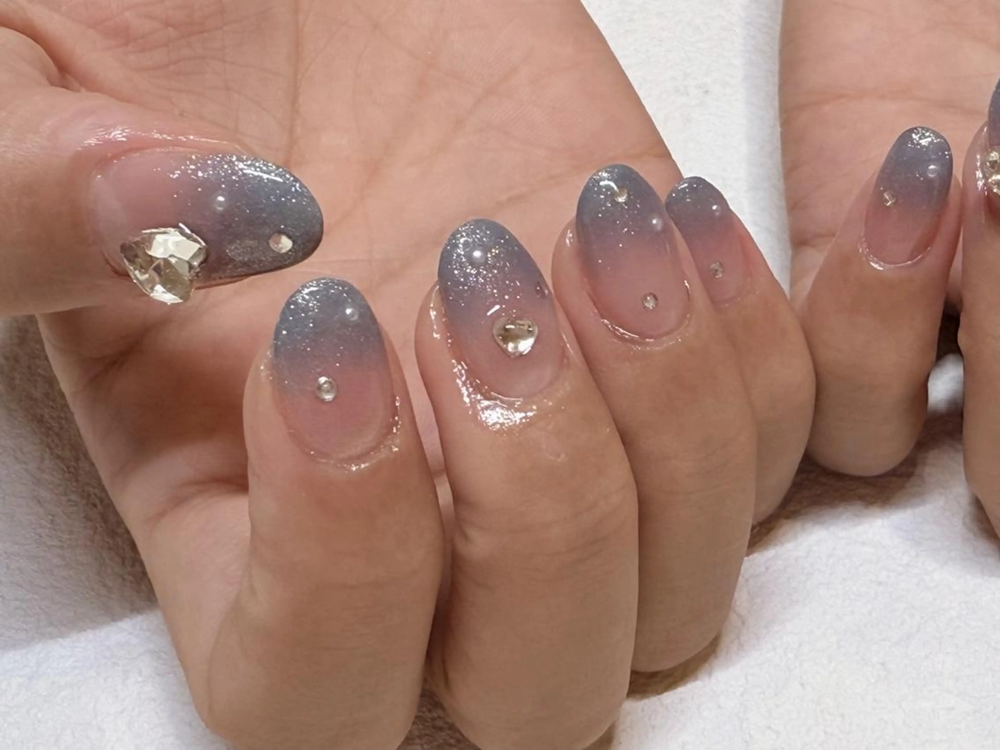 ネイル sofa Ayanaのネイルデザイン