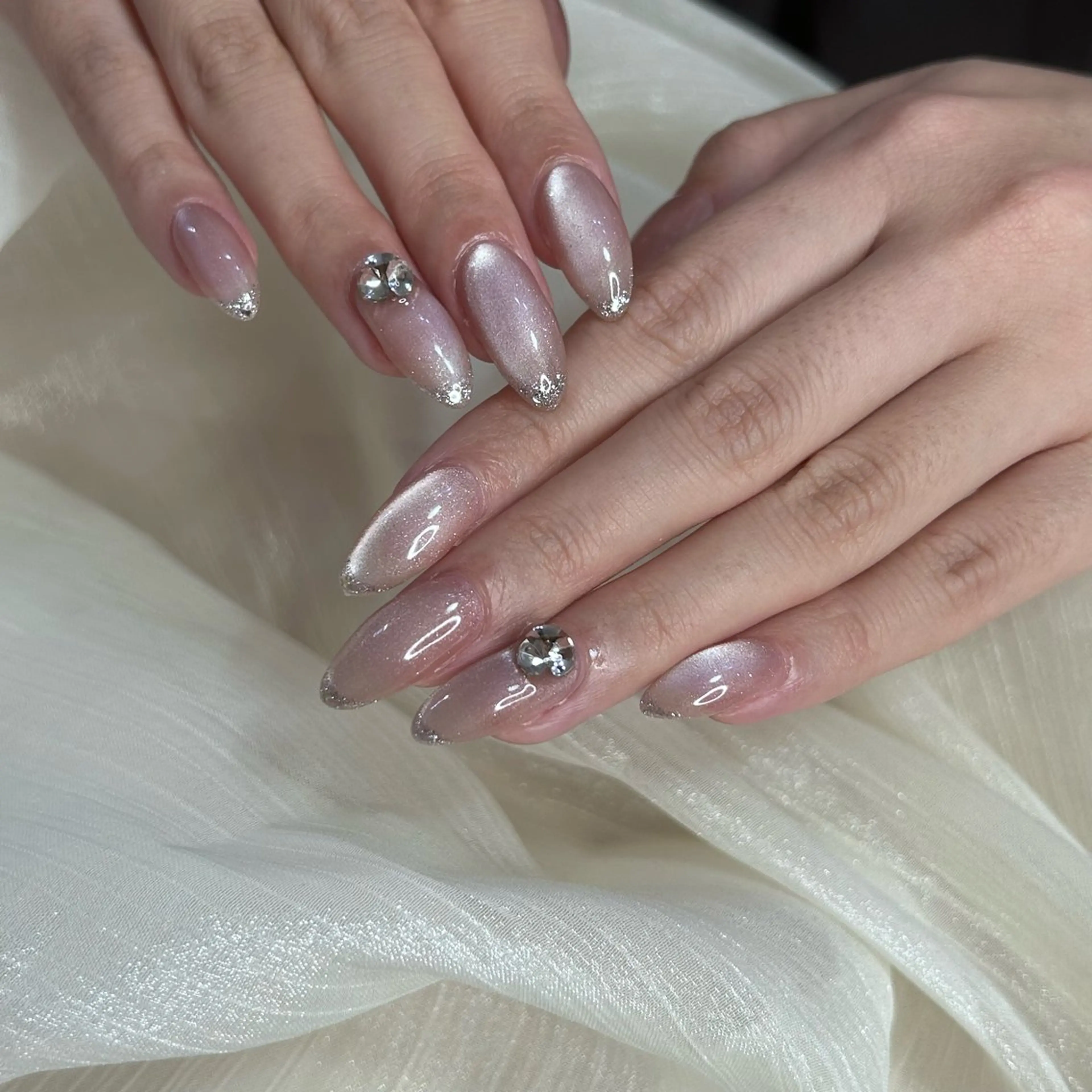 ネイル ハンドネイル 西岡 杏のネイルデザイン