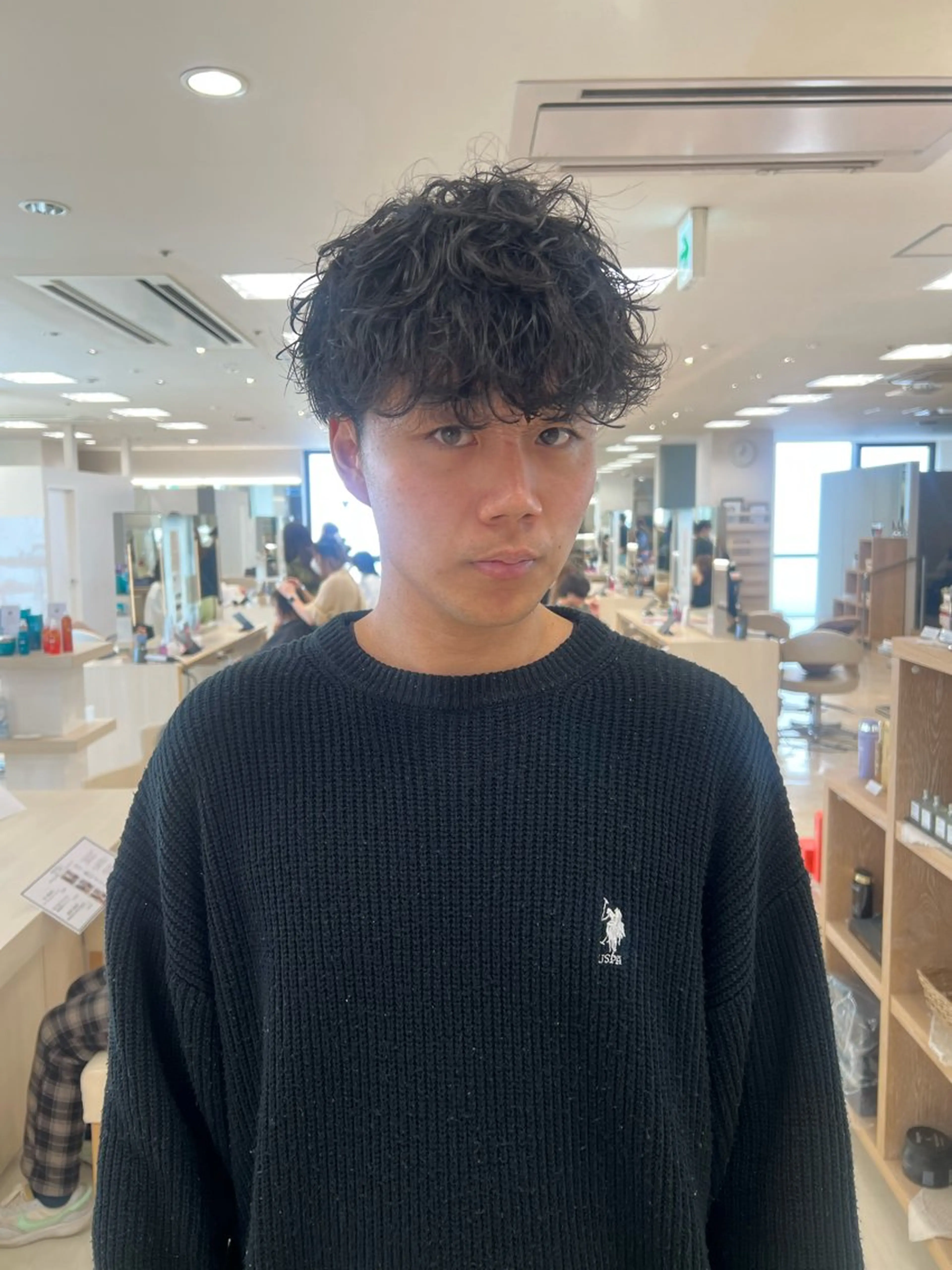 パーマ メンズ 透明感ワンカラー🎀 レイヤー/AOのヘアスタイル