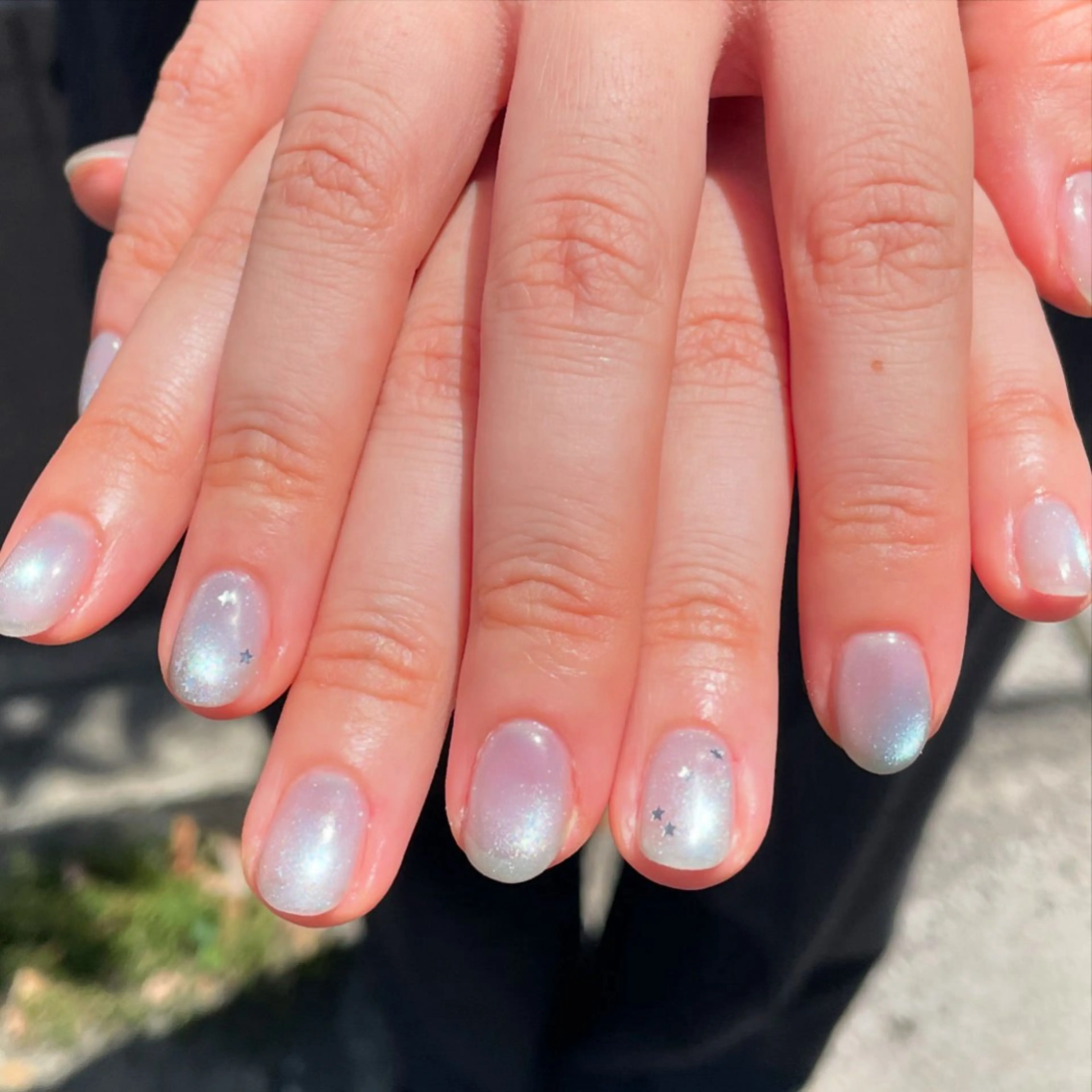 ネイル 水色 マグネットネイル オフィスネイル シンプルネイル 夏ネイル ハンドネイル ハンドケア 🎀NAIL🎀 AI🪄︎︎◝✩のネイルデザイン