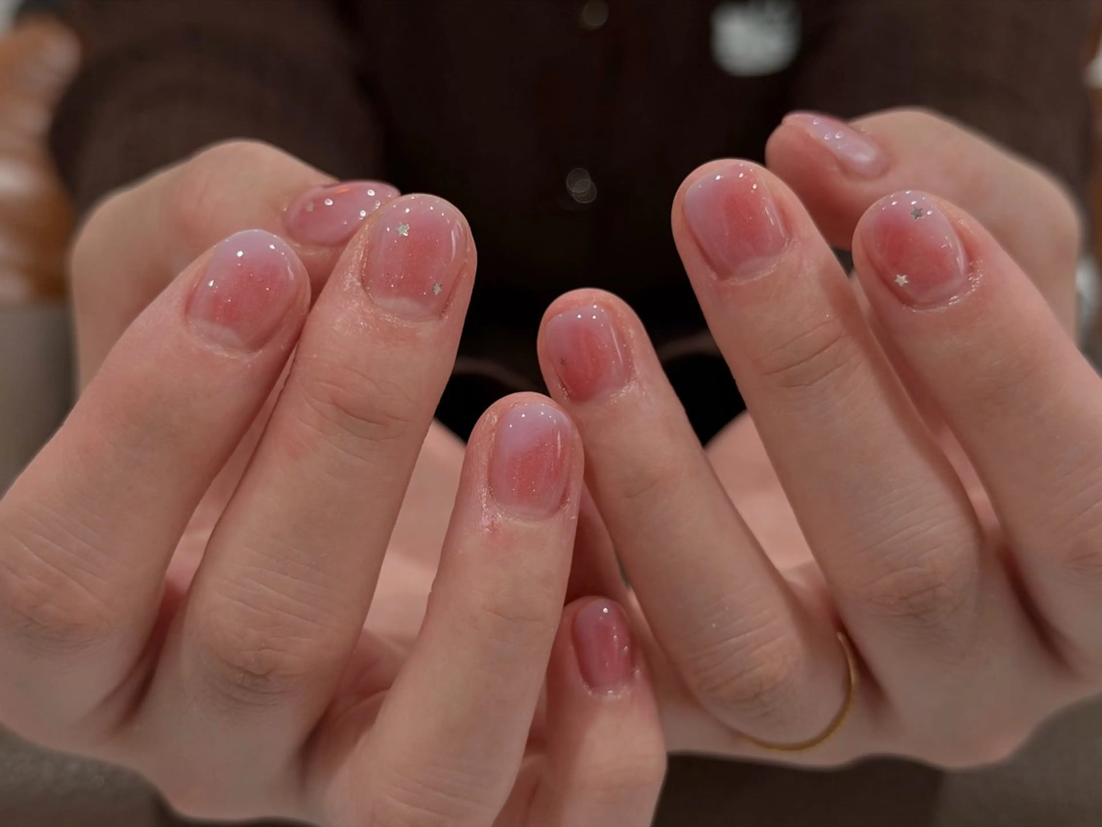 ネイル グラデーション ラメ(グリッター) ピンク ハンドネイル ANOVA所属・ANOVA アノヴァのネイルデザイン