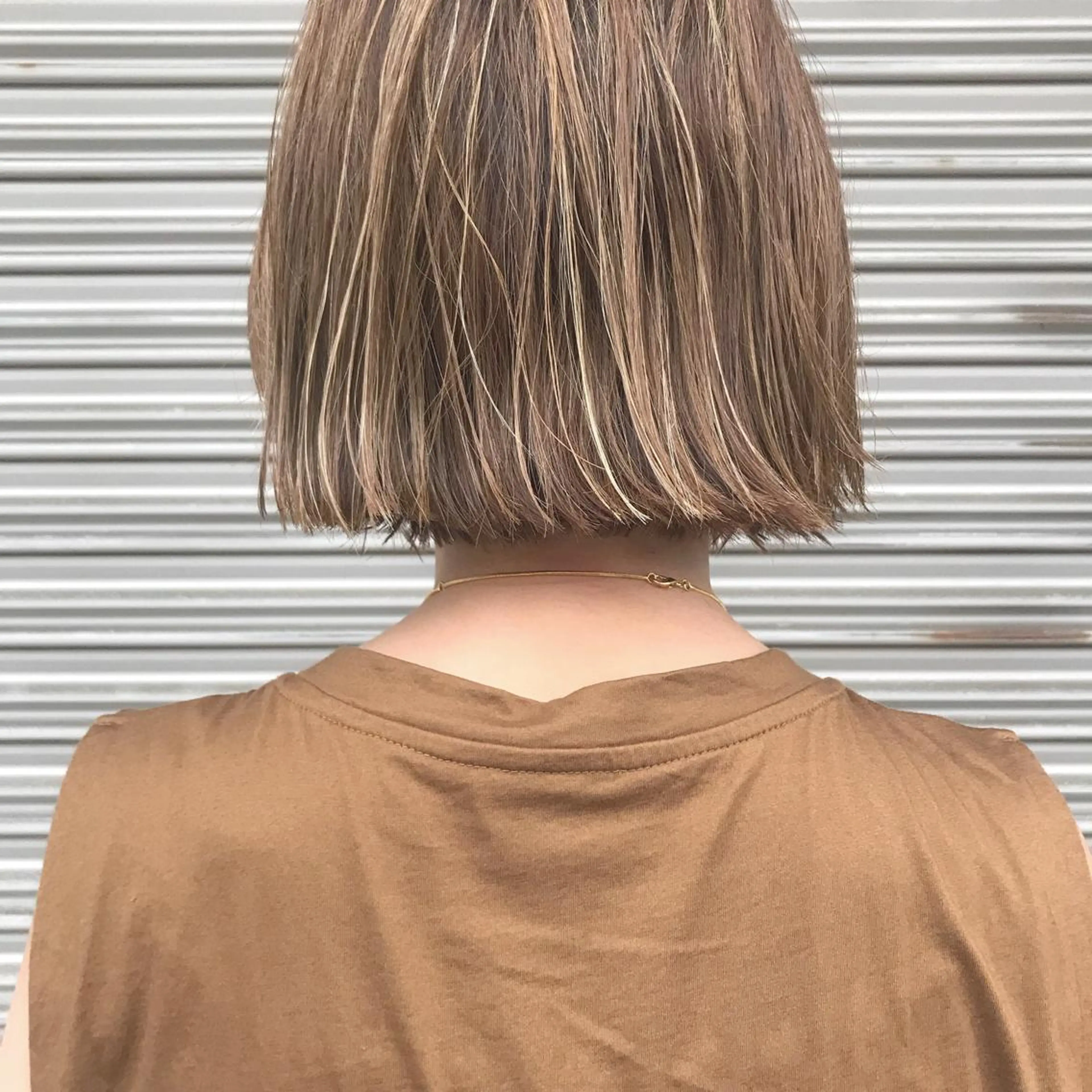 【人気No.2クーポン🌼】周りと差をつけたい方必見！！！カット＆フルカラー&ナチュラルハイライト＆保湿トリートメントの写真