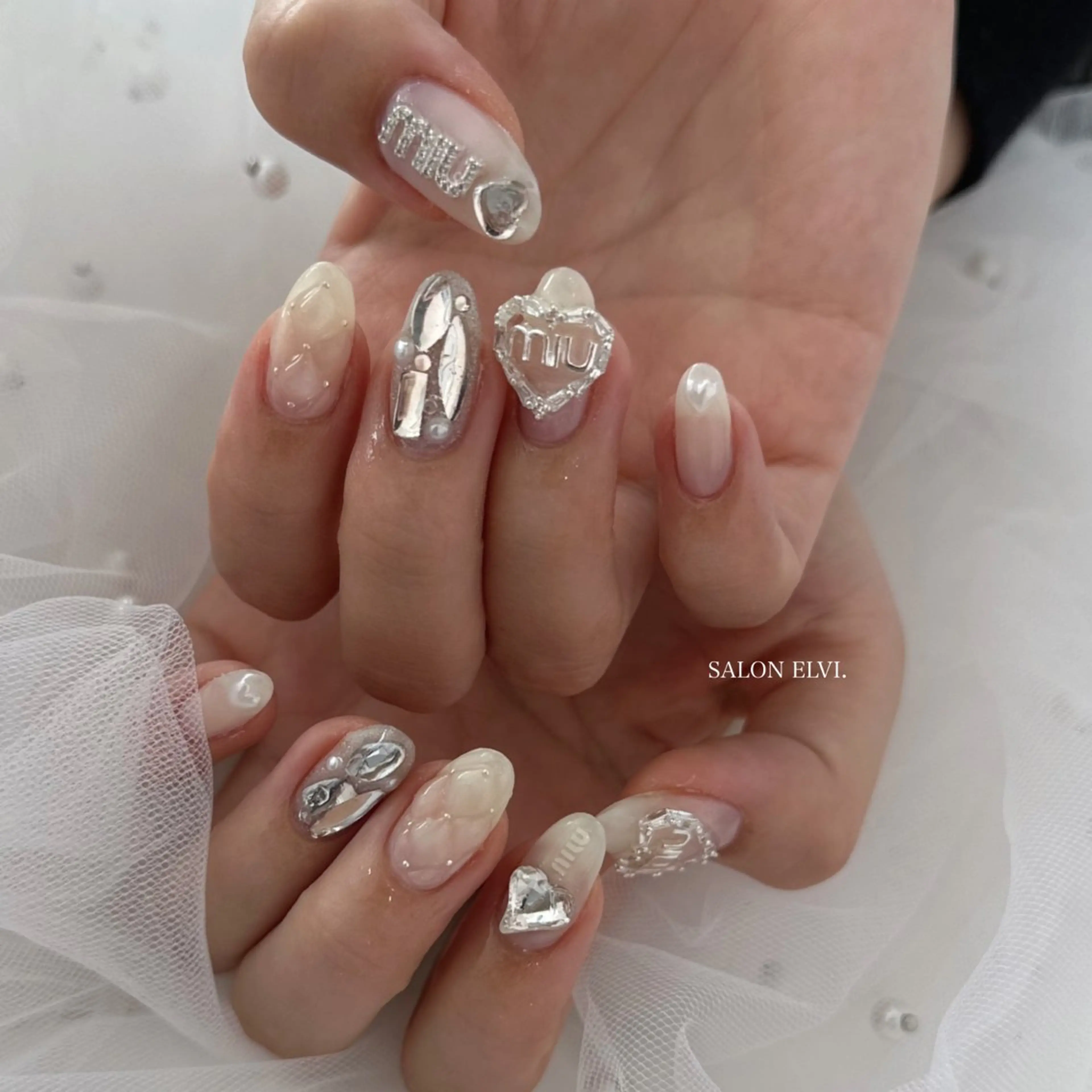 ネイル SALON ELVI.所属・SALON ELVI.のネイルデザイン