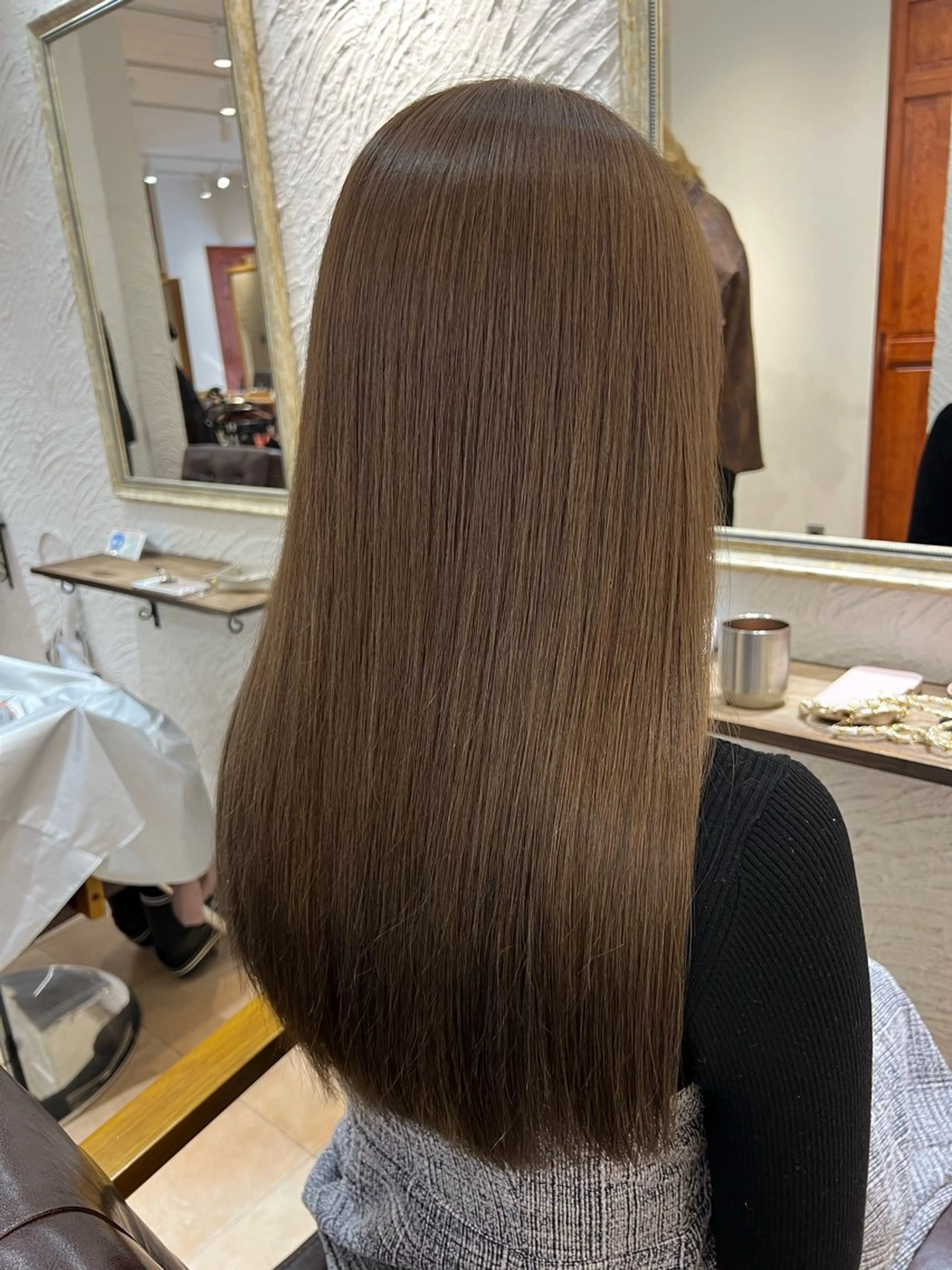 セミロング カラー 🥀韓国ヘア🥀 宮津真菜のヘアスタイル