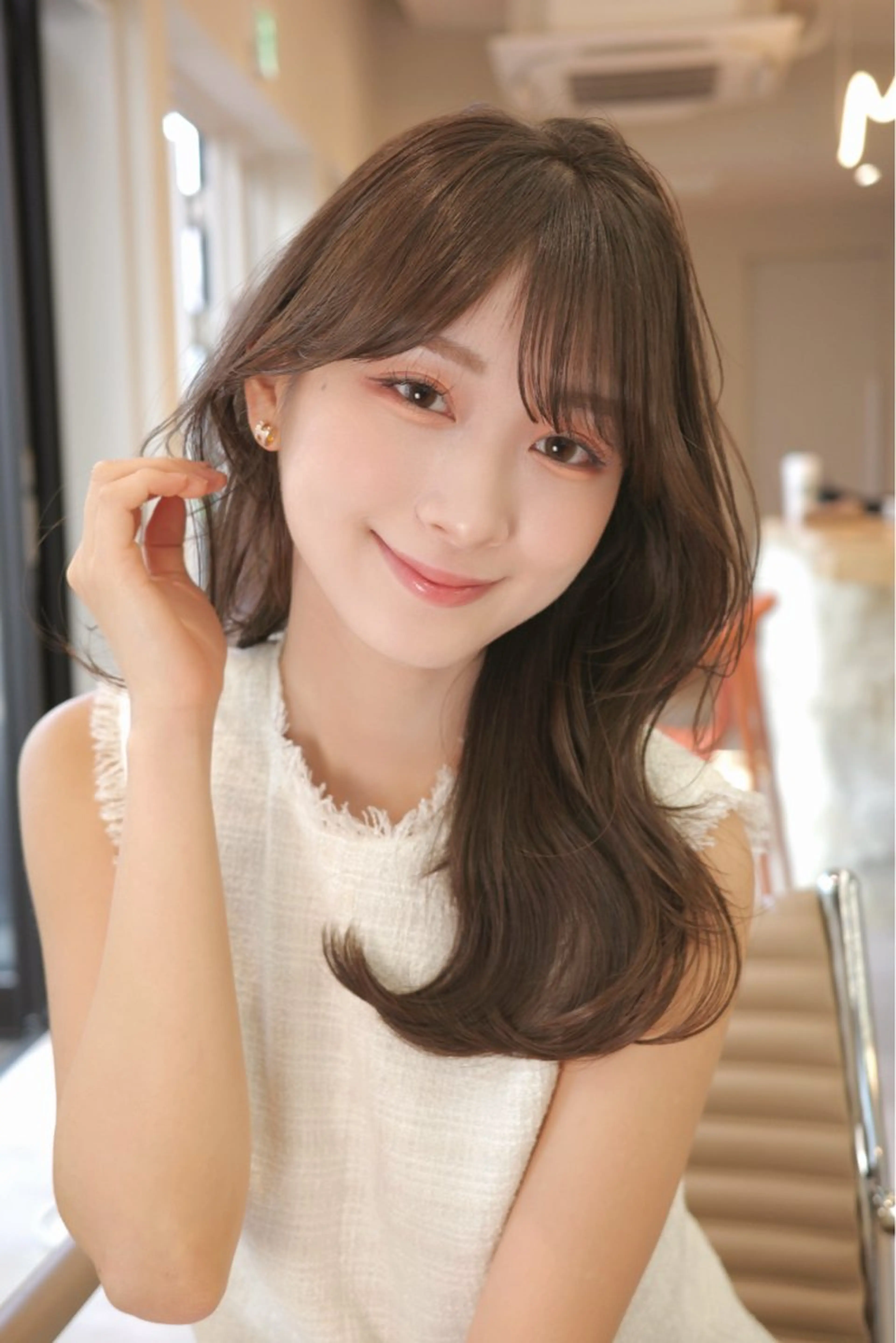 セミロング カット ヘアカラー ヘッドスパ La Bonheur hair reve 池袋西口所属・コテ巻き風パーマ /志村大成のヘアスタイル