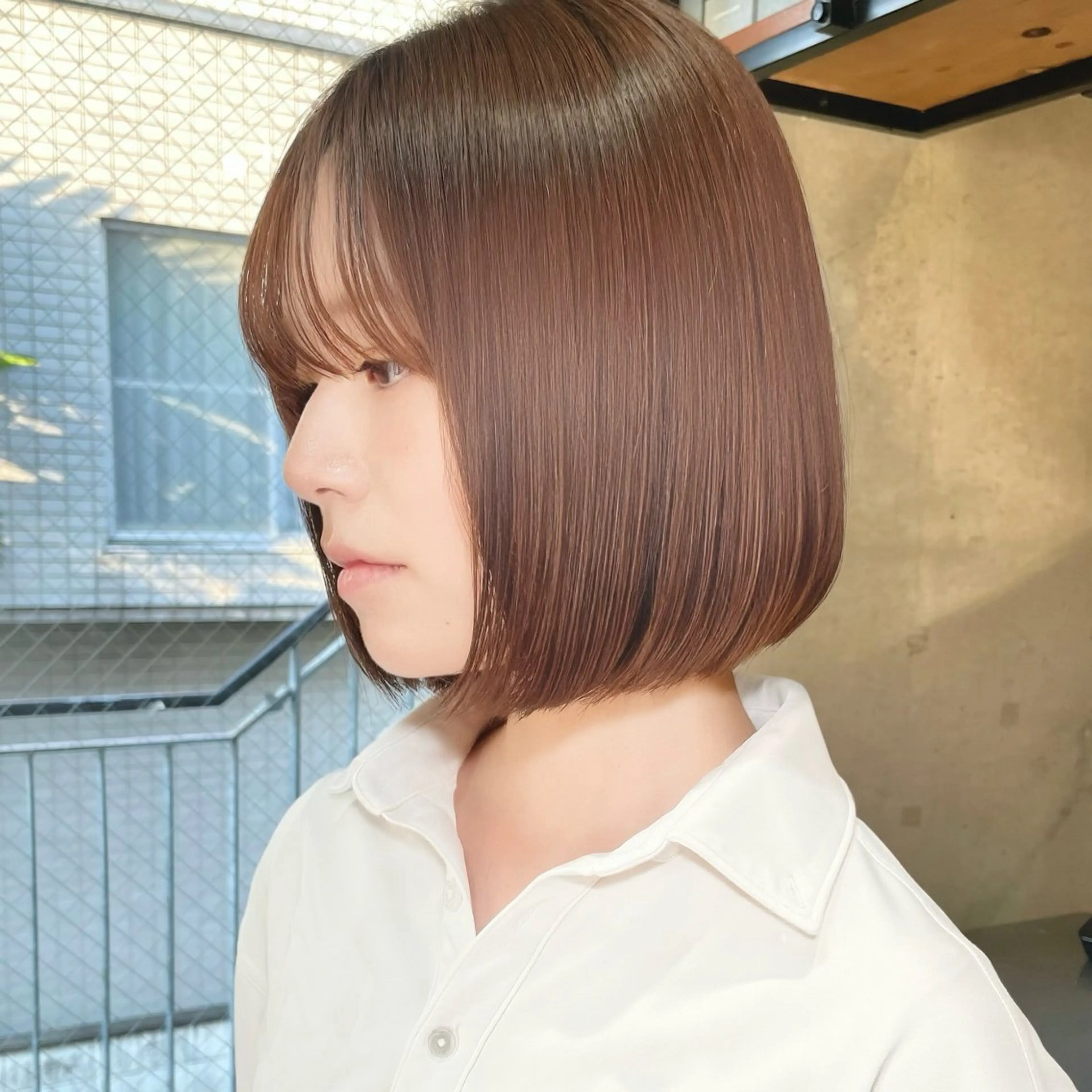 ショート カラー パーマ ハイトーンカラー ボブ 縮毛矯正 カット ヘアカラー 縮毛矯正 トリートメント 柔らかい縮毛矯正 ショート/ボブ/山潤のヘアスタイル