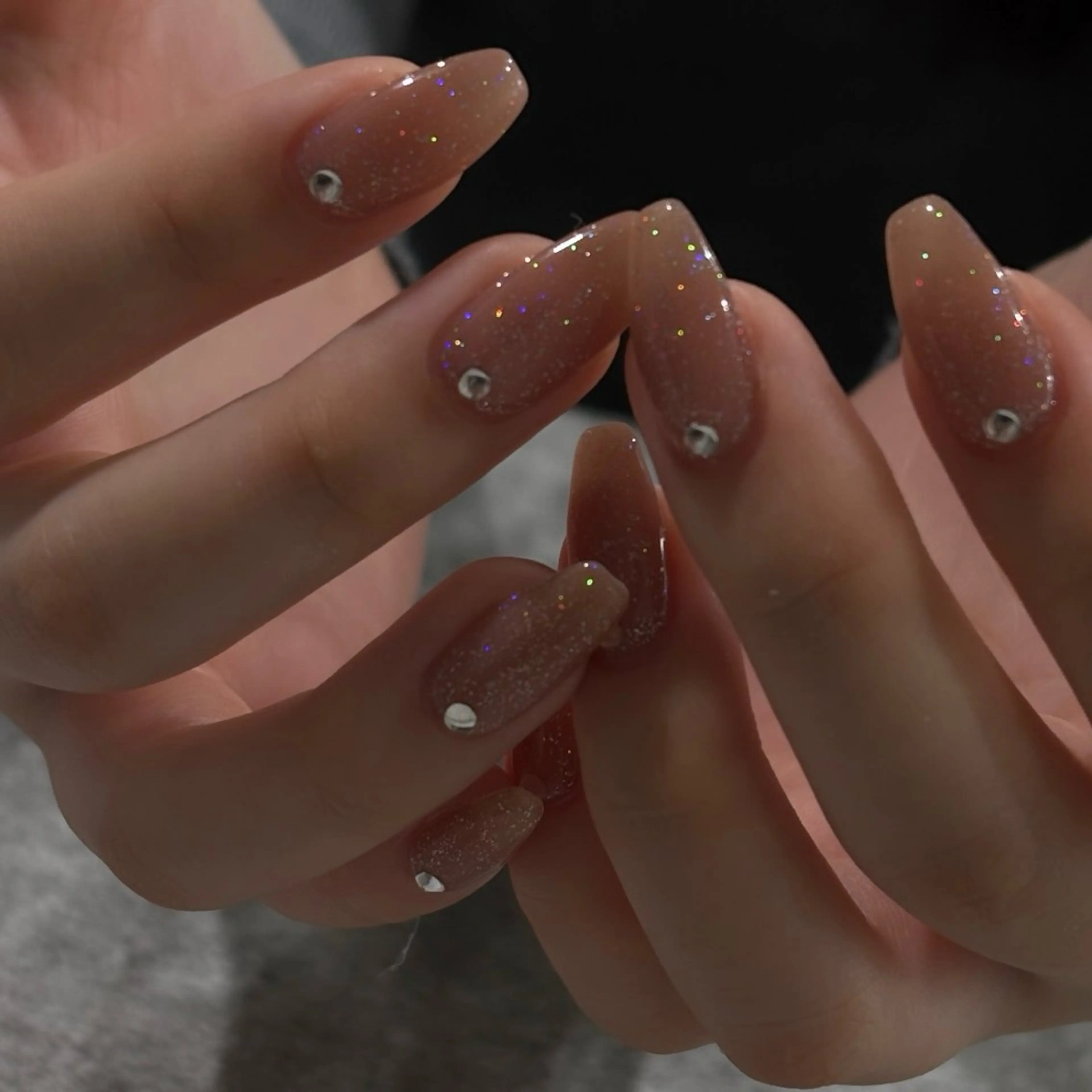 ネイル ストーンネイル ハンドネイル Nail  salon  Lebel所属・Nailsalon Lebelのネイルデザイン