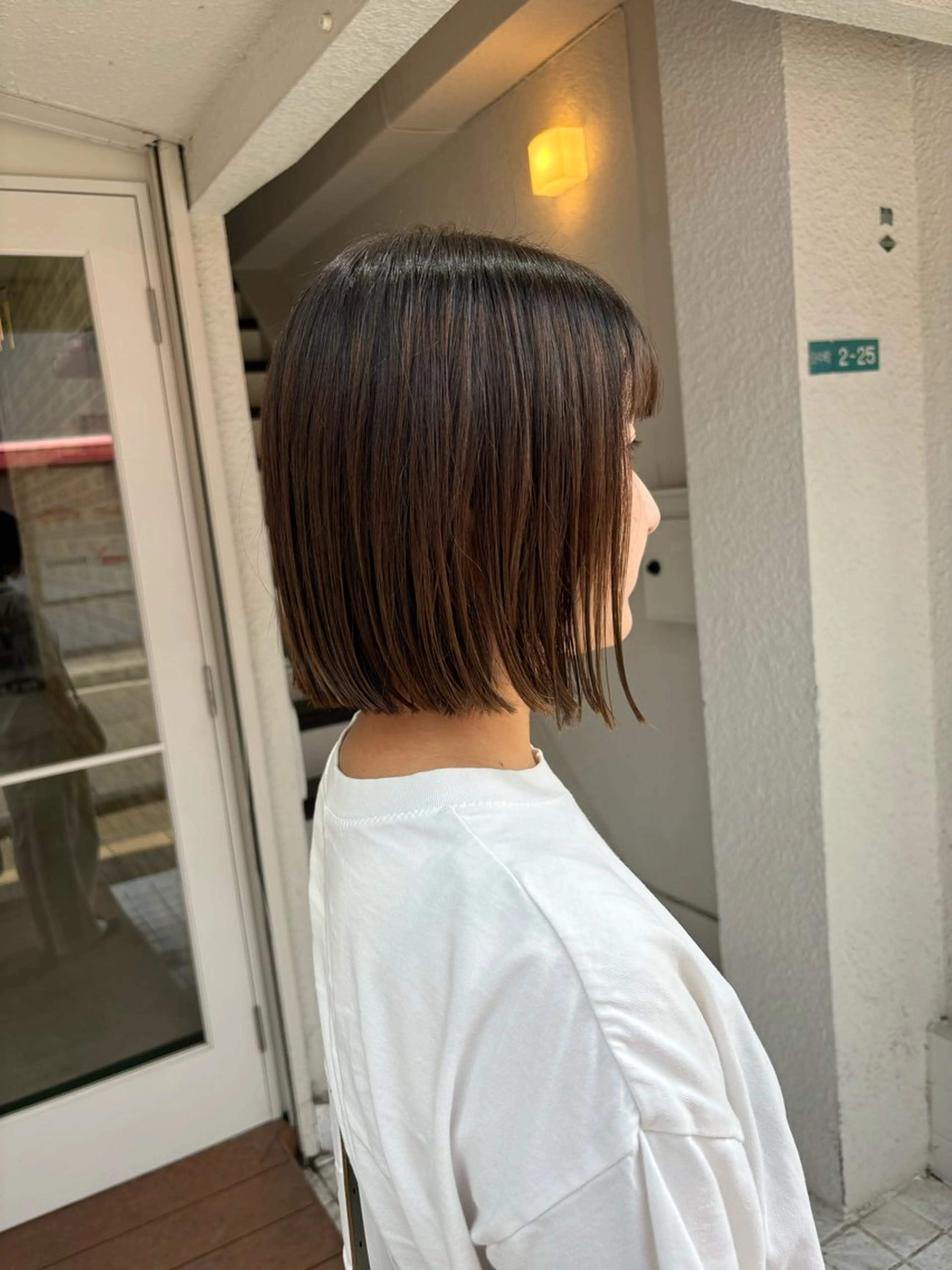 ミディアム カラー 四至本 美裕のヘアスタイル