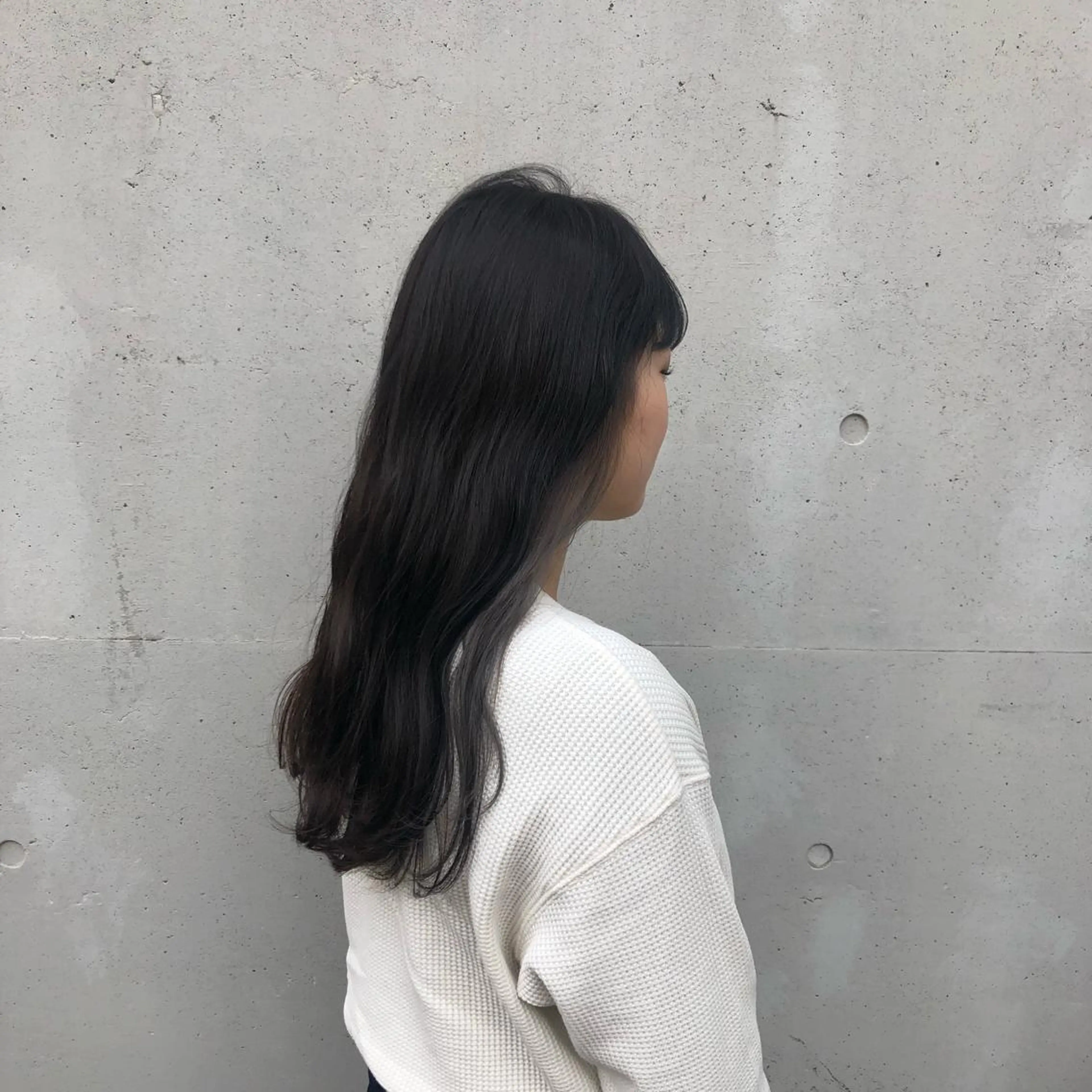 ロング カラー ブリーチ 透明感カラー グレージュ カット ヘアカラー トリートメント 酸性縮毛矯正🧴韓国 レイヤー/髪質改善のヘアスタイル