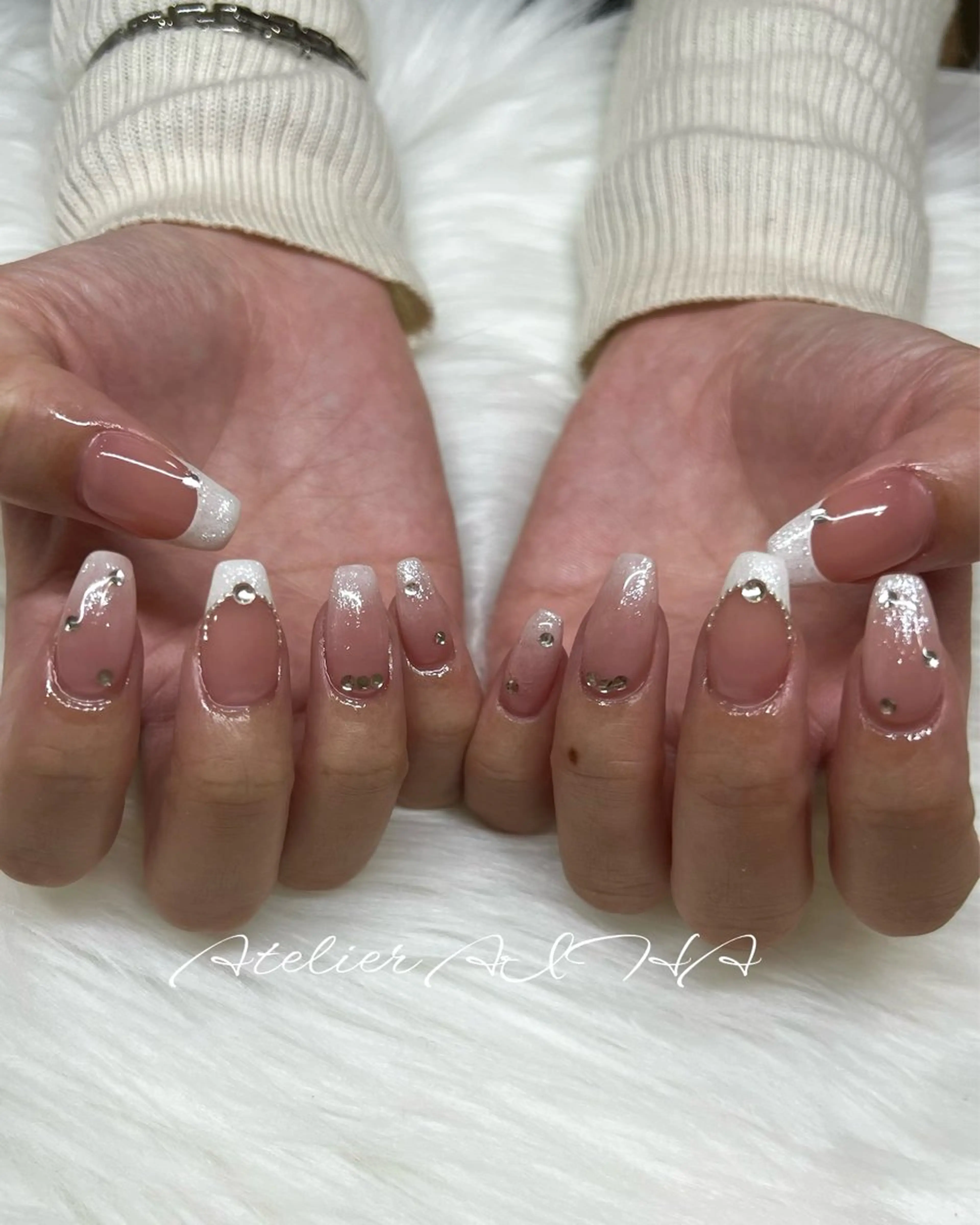 ミディアム アトリエAIHA所属・アトリエAIHA★ フィルイン推奨サロンのネイルデザイン