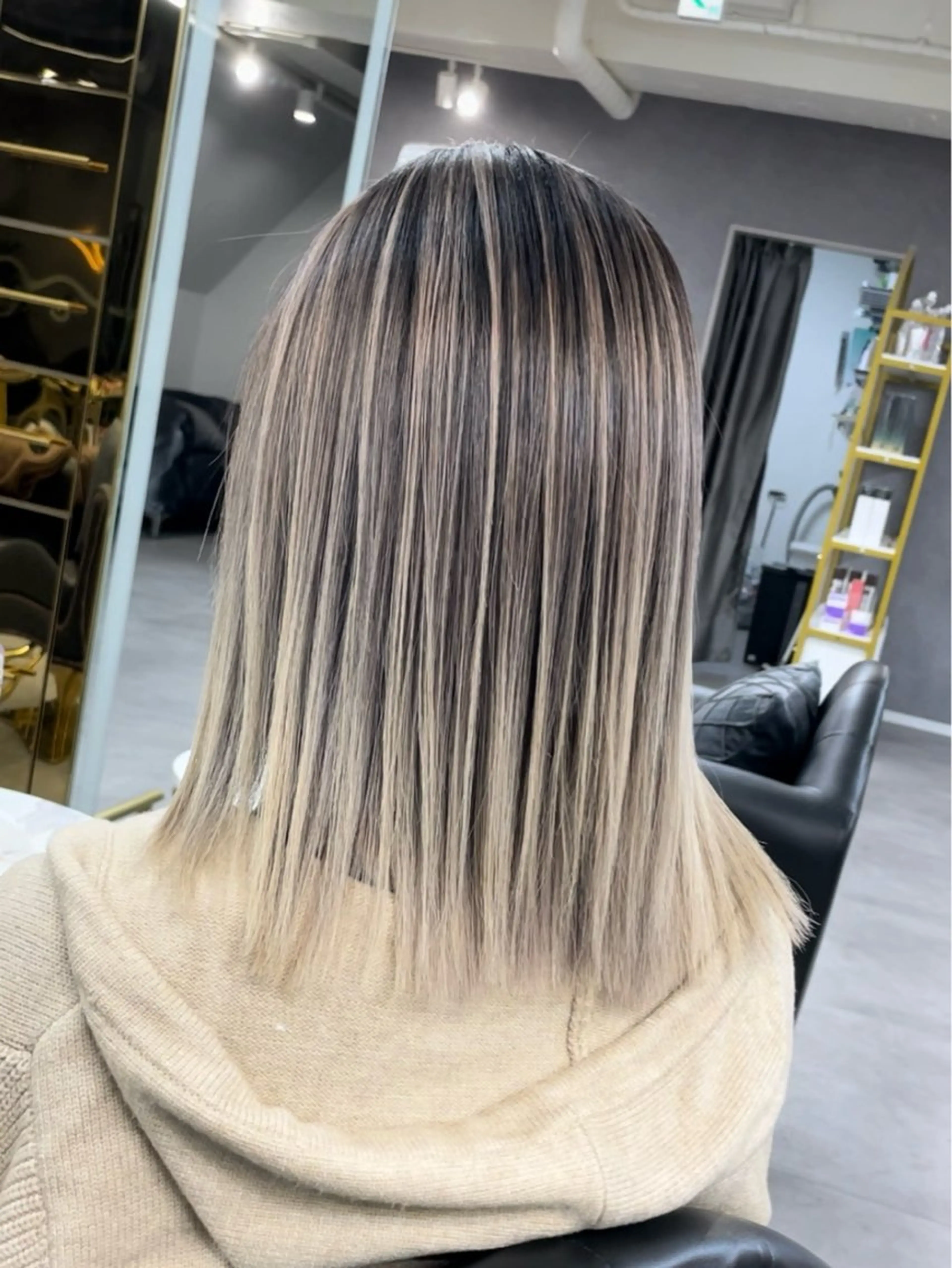 ミディアム senjyu GINZA所属・バレイヤージュ/ハイ ライト/庄司鉄平のヘアスタイル