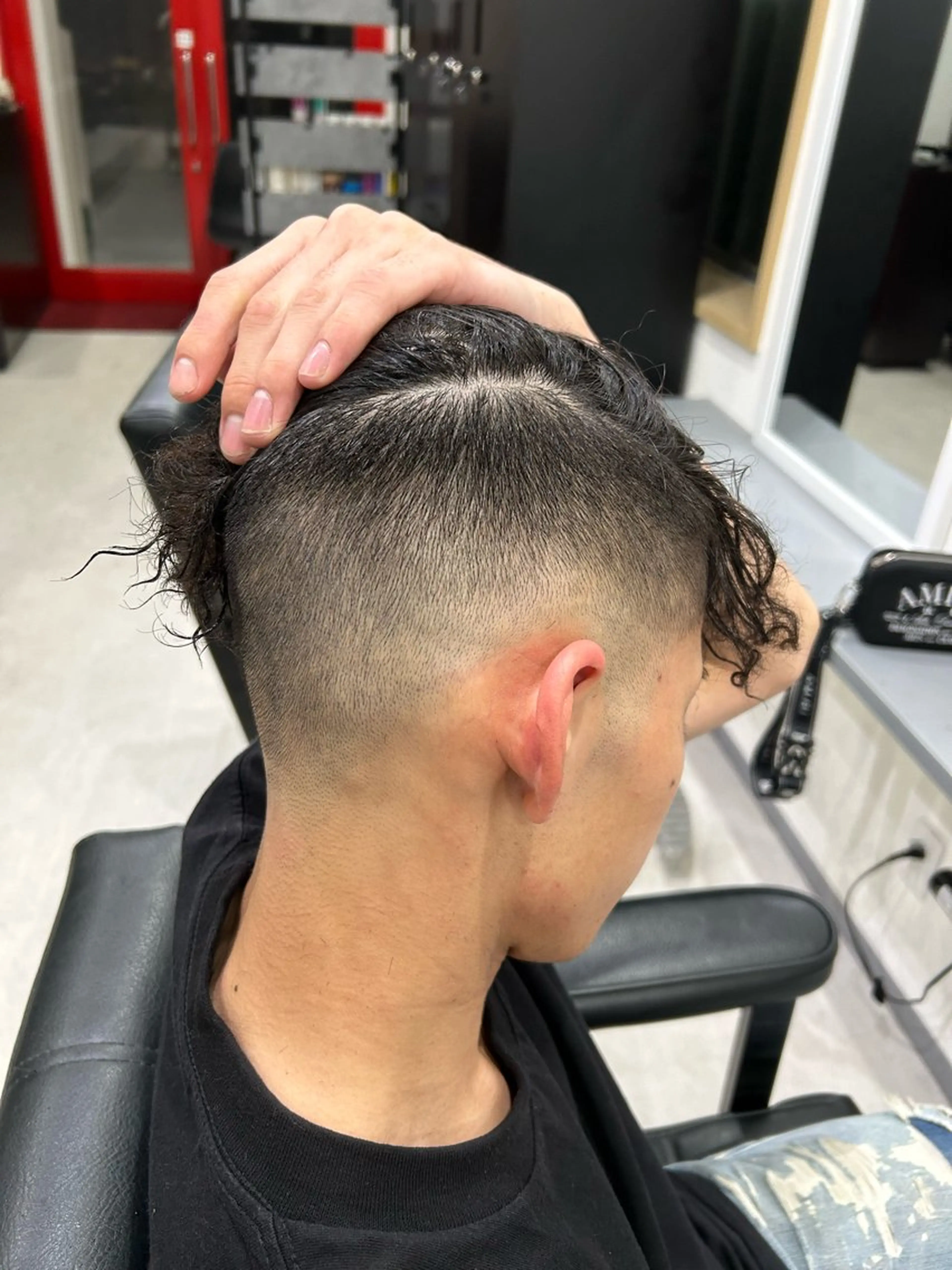 ショート メンズ フェードカット カット メンズ美容室 難波北川司のヘアスタイル